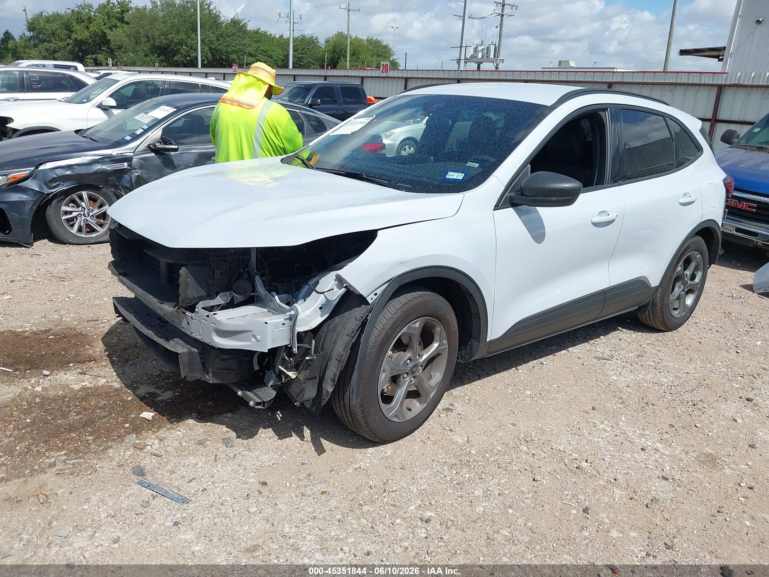 2025 Ford Escape St-line White vin: 1FMCU0MN3SUB23161