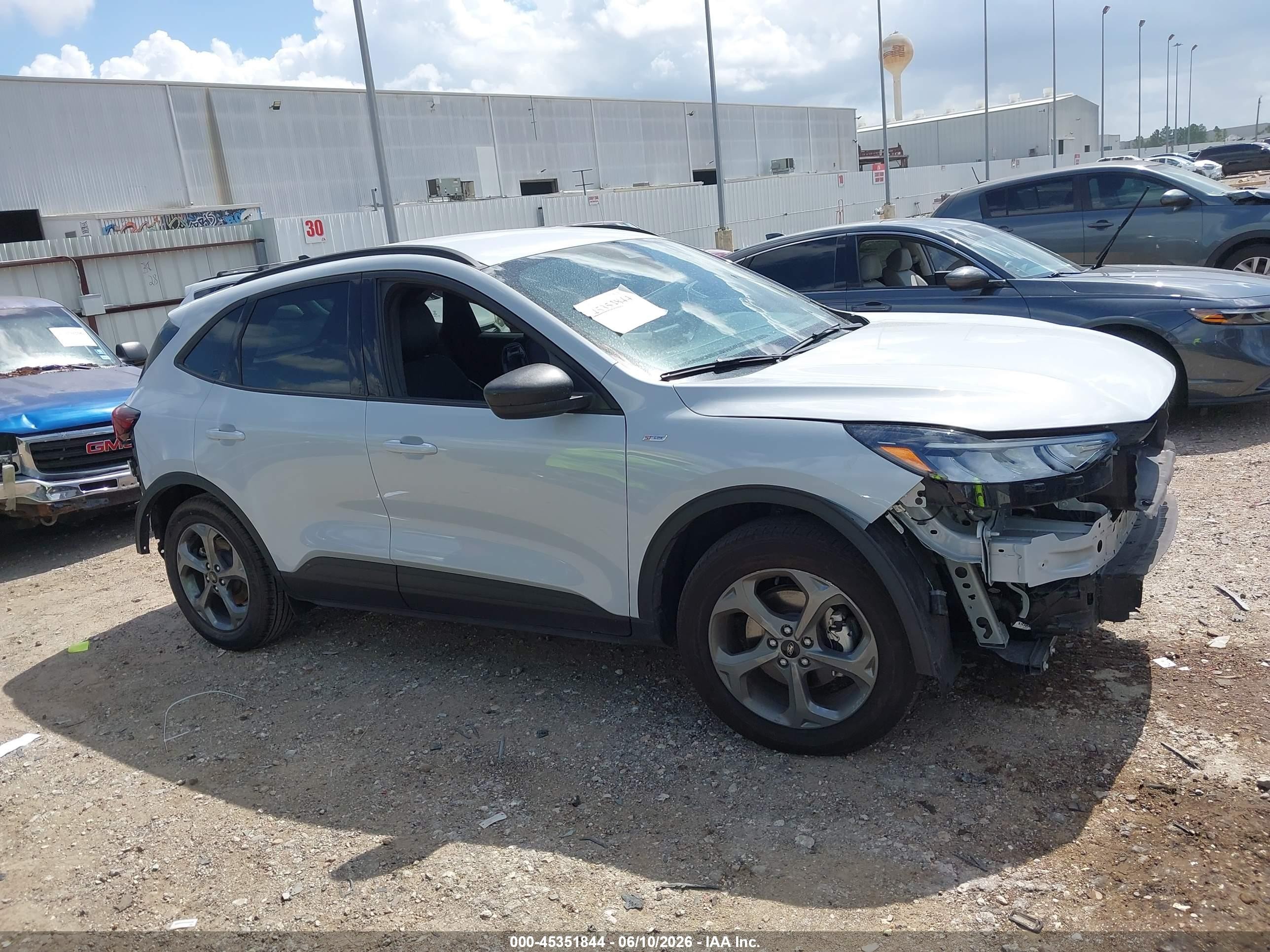 2025 Ford Escape St-line White vin: 1FMCU0MN3SUB23161