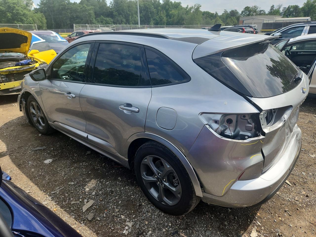 2023 Ford Escape St Line Silver vin: 1FMCU0MN6PUB42861