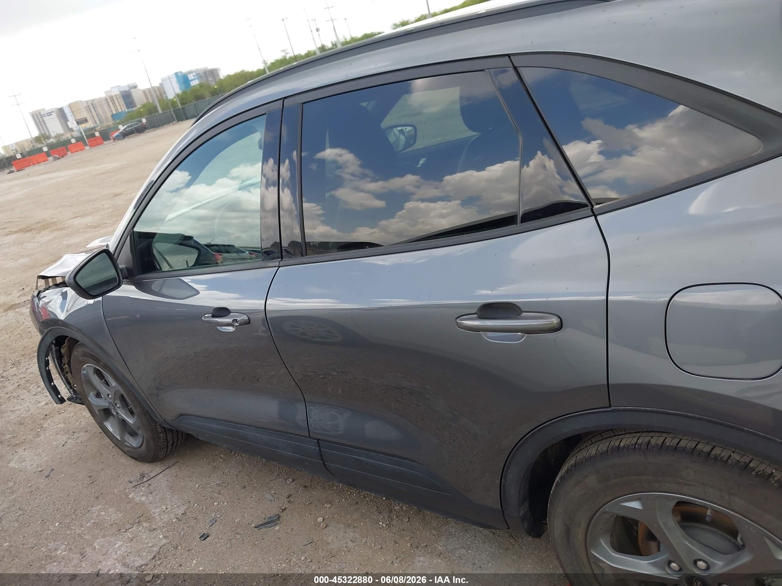 2025 Ford Escape St-line Gray vin: 1FMCU0MN6SUB42738