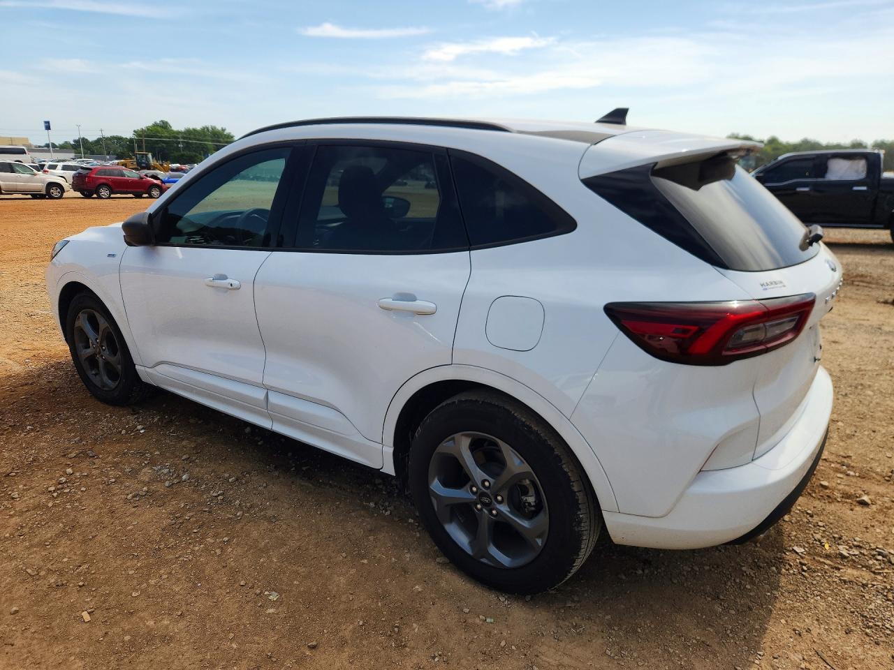 2023 Ford Escape St Line White vin: 1FMCU0MNXPUA27129