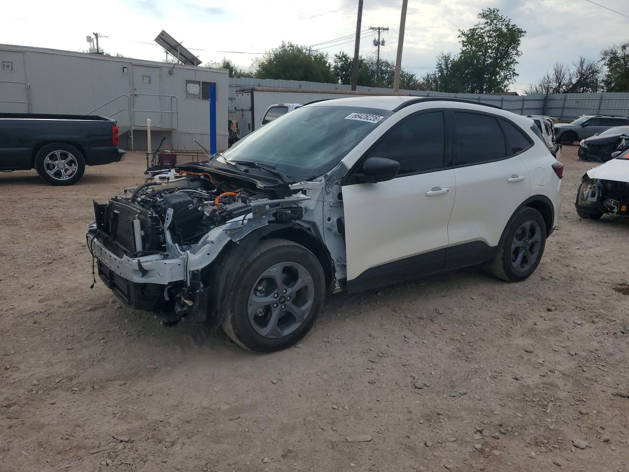 2025 Ford Escape St Line Белый vin: 1FMCU0MZ8SUA53675