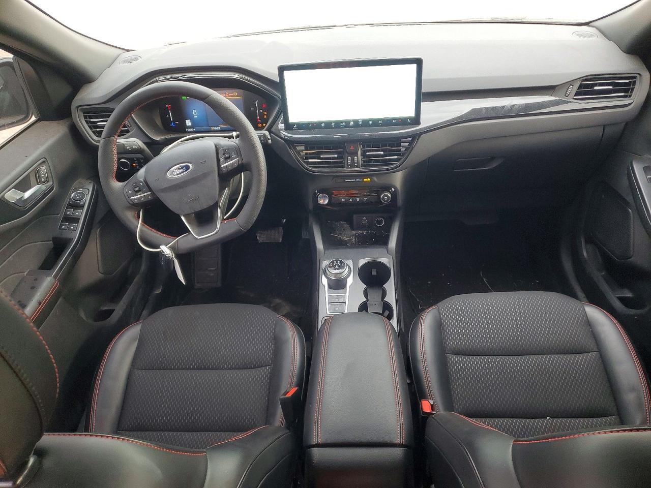 2025 Ford Escape St Line Белый vin: 1FMCU0MZ8SUA53675