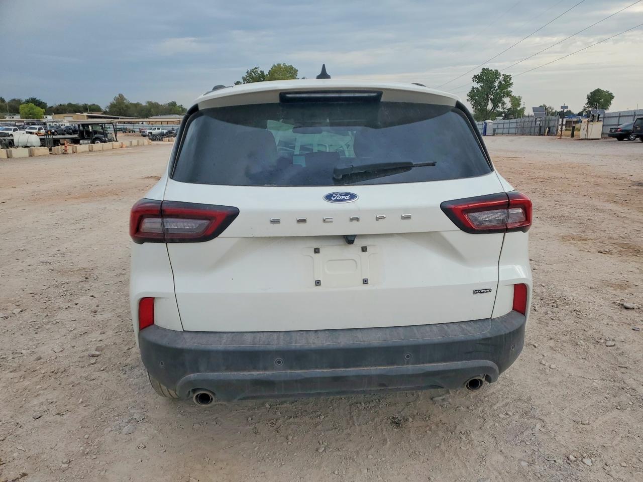 2025 Ford Escape St Line Белый vin: 1FMCU0MZ8SUA53675