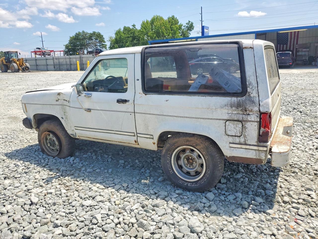 1984 Ford Bronco Ii White vin: 1FMCU14S9EUB36447