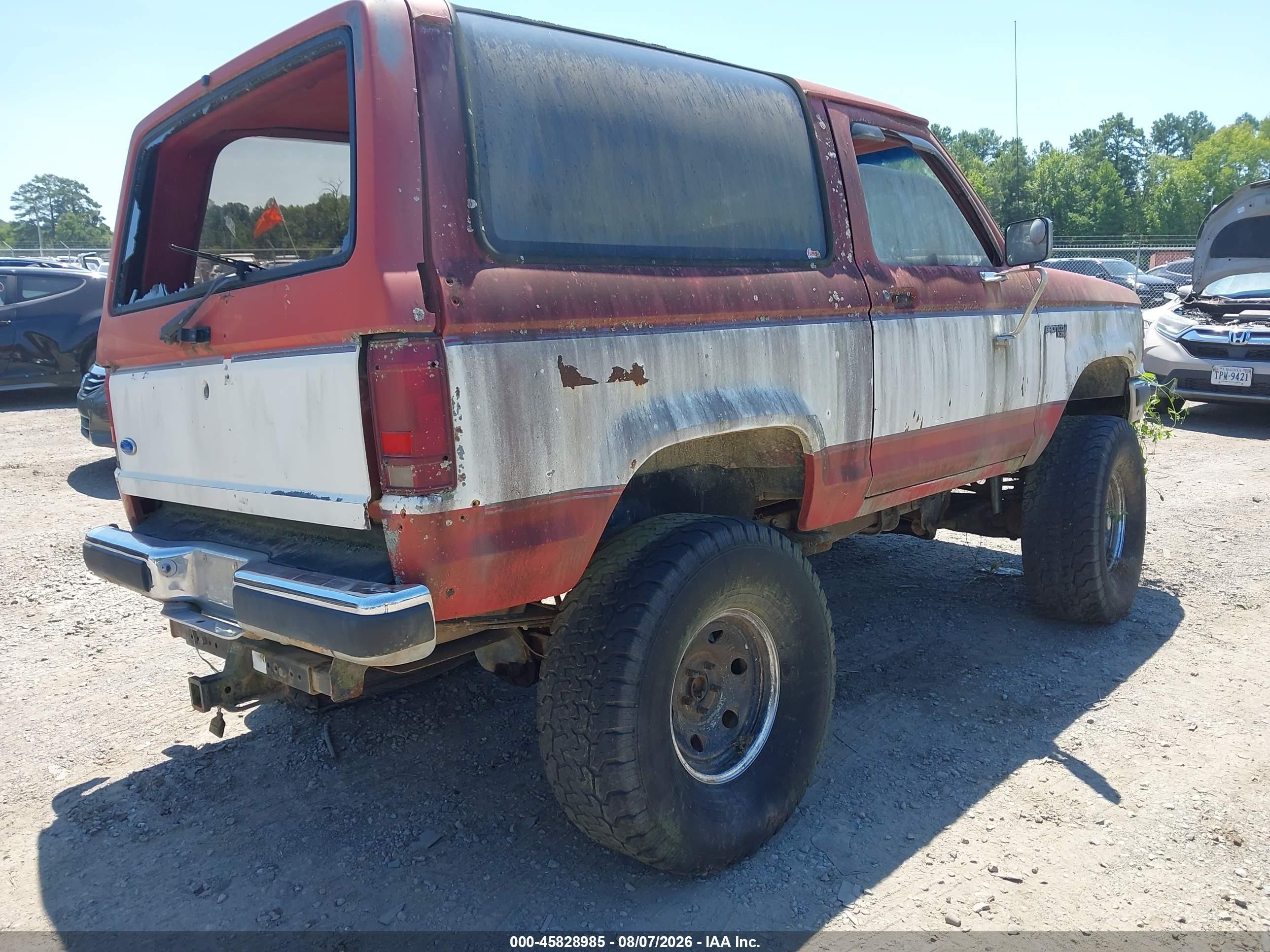 1990 Ford Bronco Ii   Red vin: 1FMCU14T0LUA63197