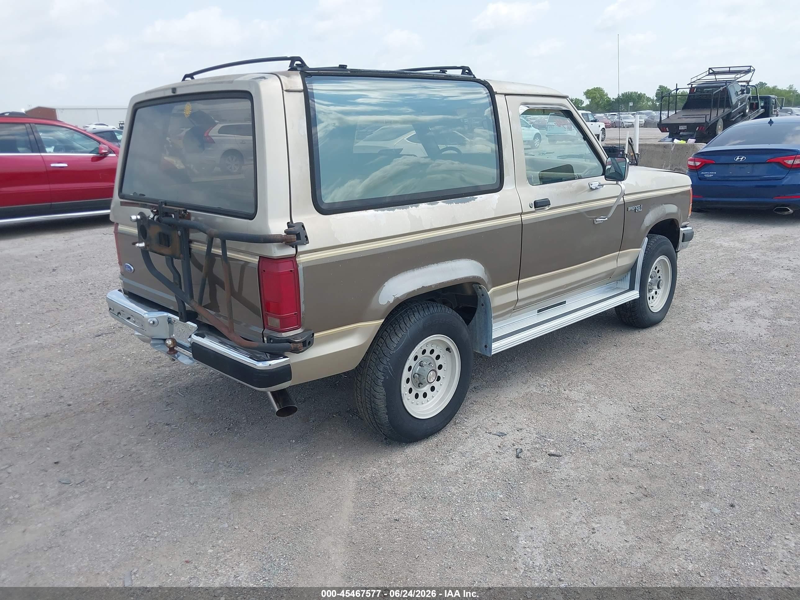 1989 Ford Bronco Ii   Brown vin: 1FMCU14T2KUC62086