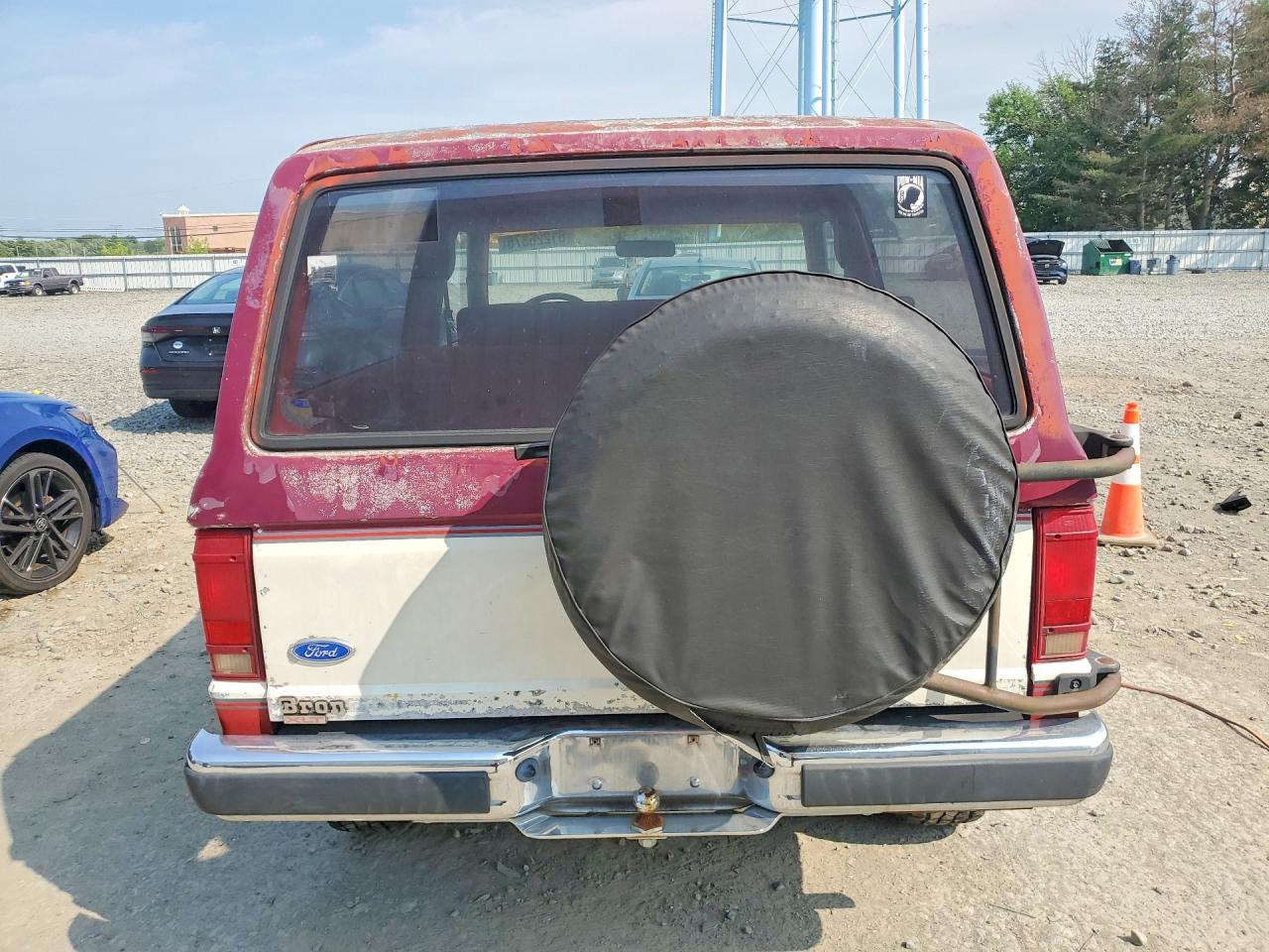 1990 Ford Bronco Ii Красный vin: 1FMCU14T2LUA95228