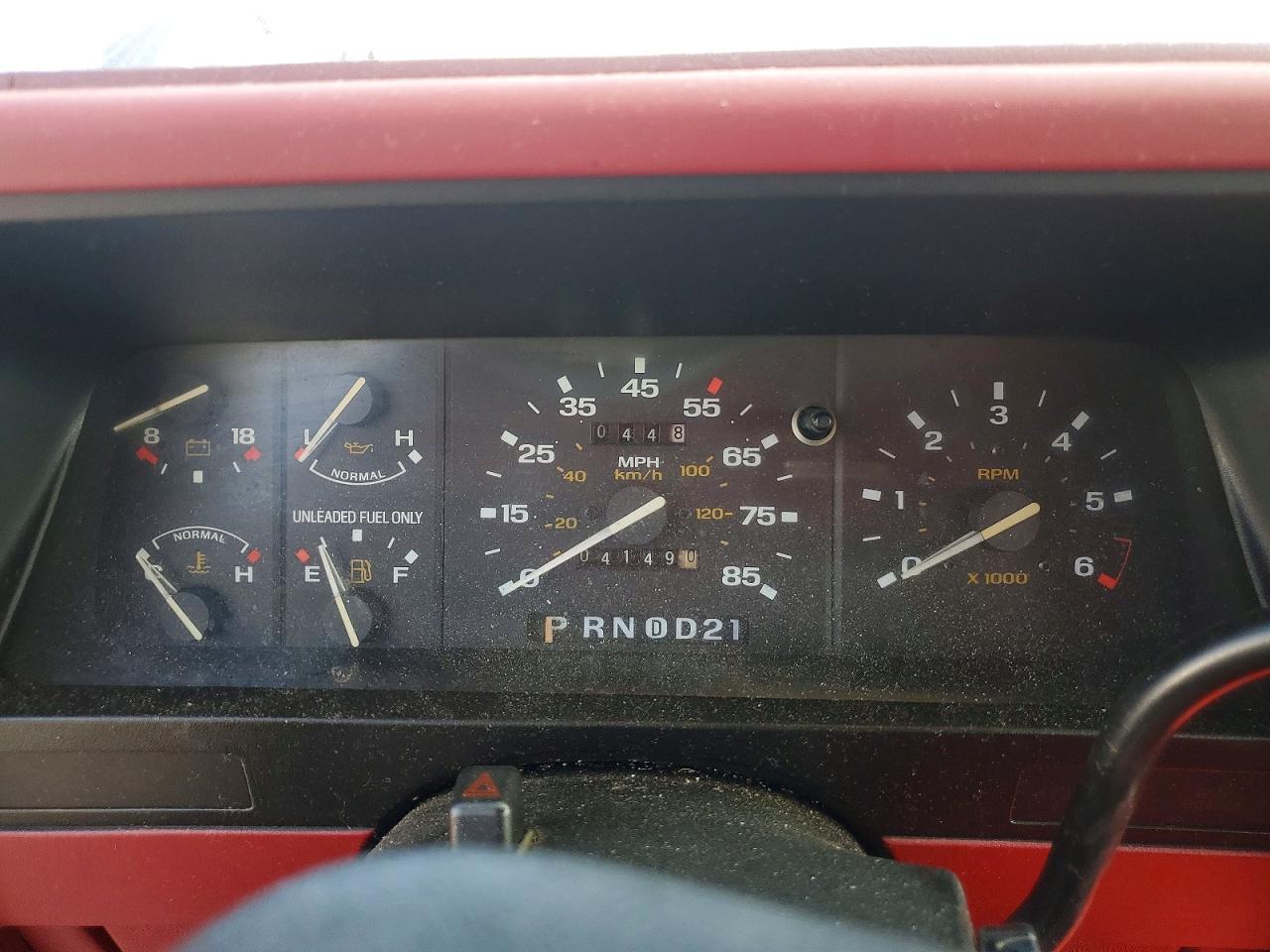 1990 Ford Bronco Ii Красный vin: 1FMCU14T2LUA95228
