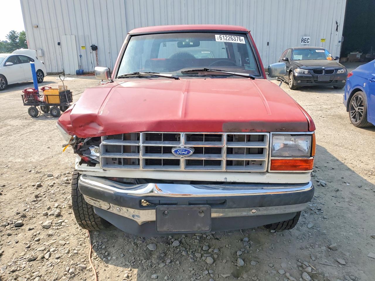 1990 Ford Bronco Ii Красный vin: 1FMCU14T2LUA95228