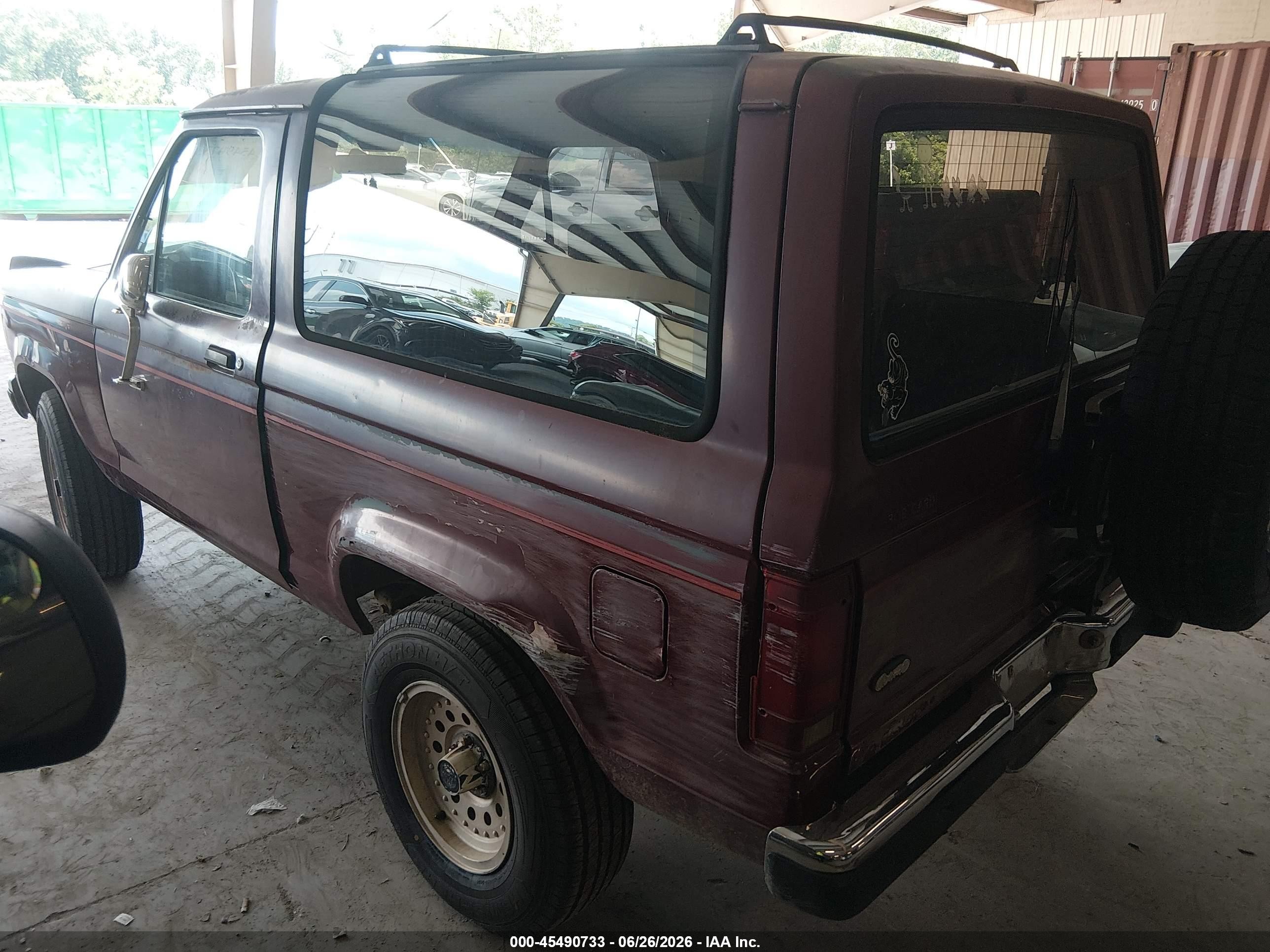 1988 Ford Bronco Ii   Burgundy vin: 1FMCU14T8JUB63822