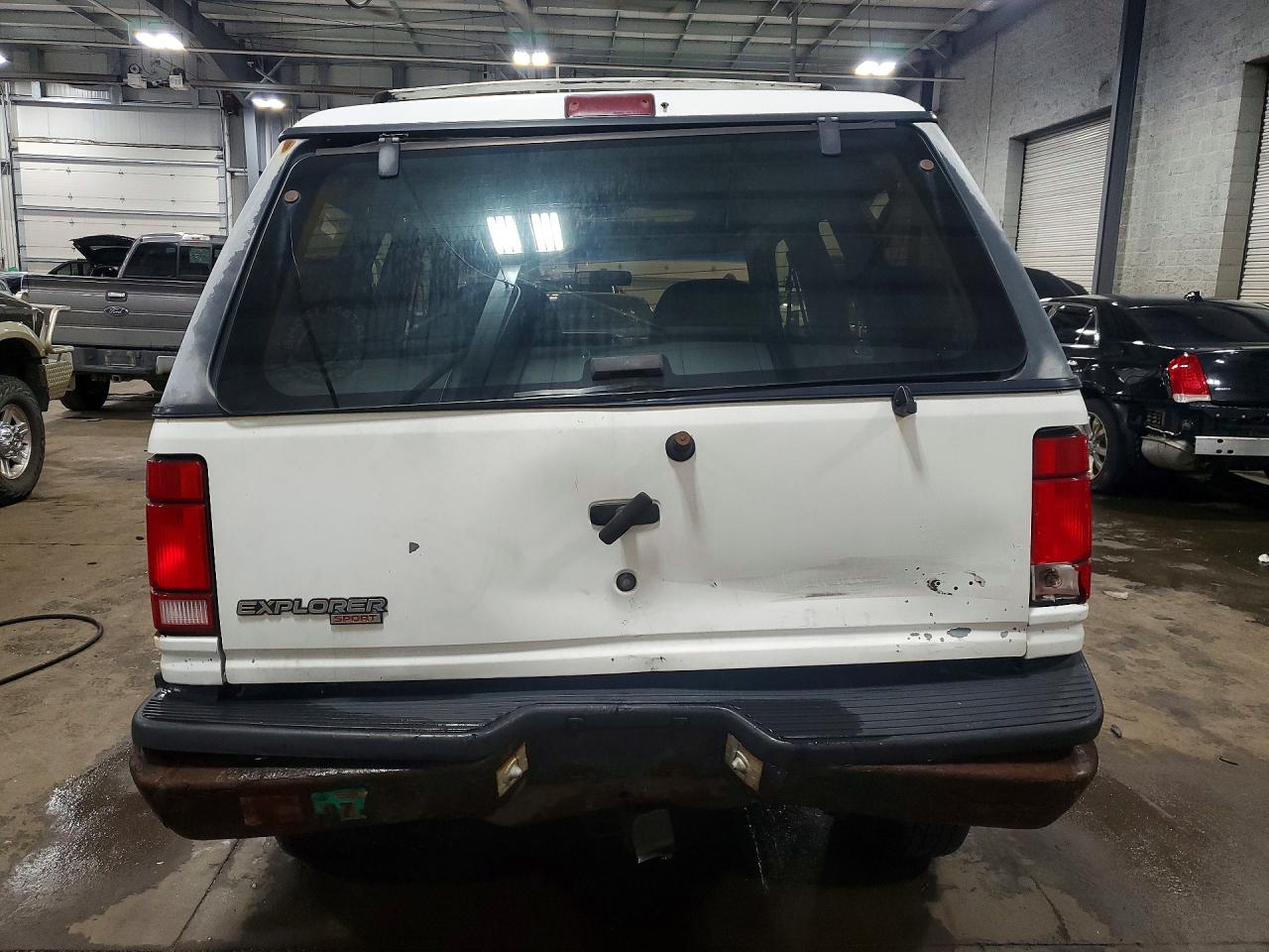 1993 Ford Explorer White vin: 1FMCU22X3PUB54174