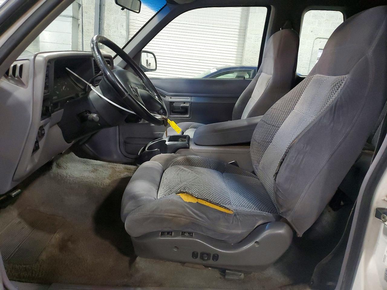 1993 Ford Explorer White vin: 1FMCU22X3PUB54174