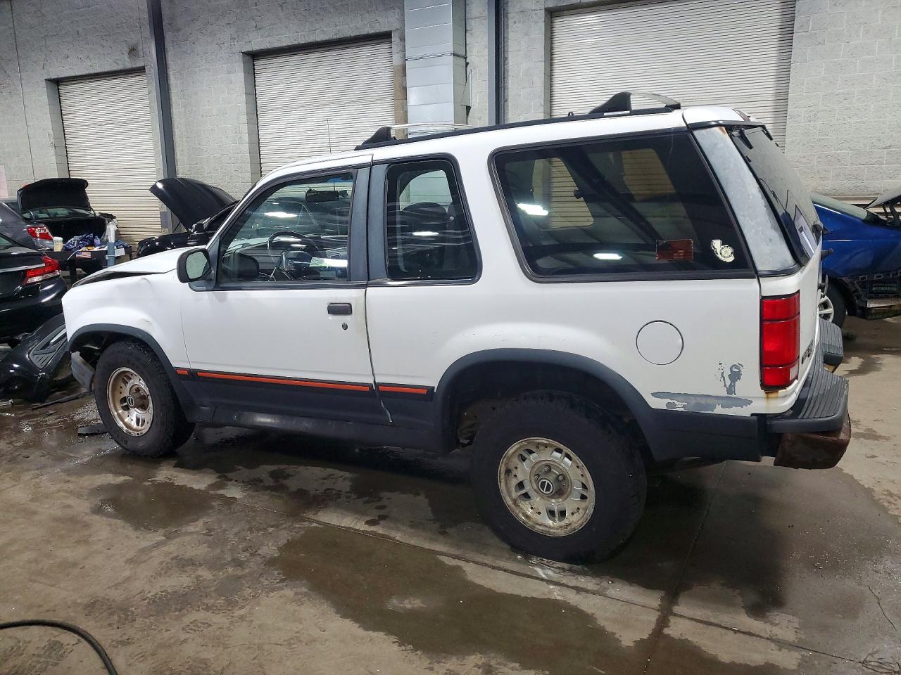 1993 Ford Explorer White vin: 1FMCU22X3PUB54174