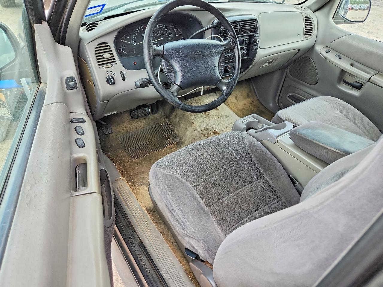 1995 Ford Explorer Green vin: 1FMCU22X4SUB79643