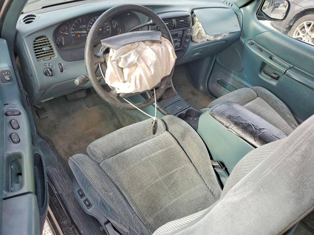 1995 Ford Explorer Green vin: 1FMCU24X0SUC24705