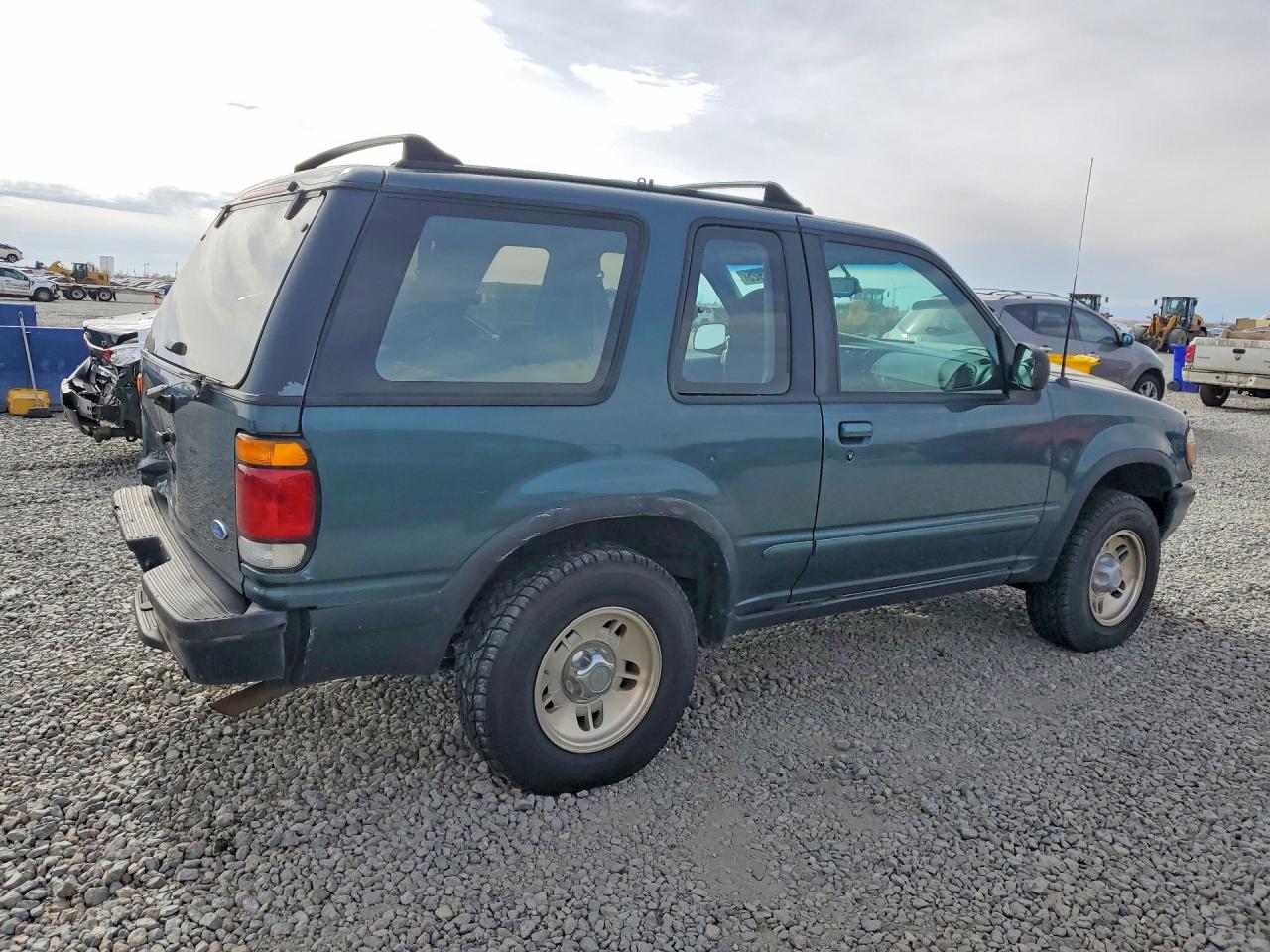 1995 Ford Explorer Green vin: 1FMCU24X0SUC24705
