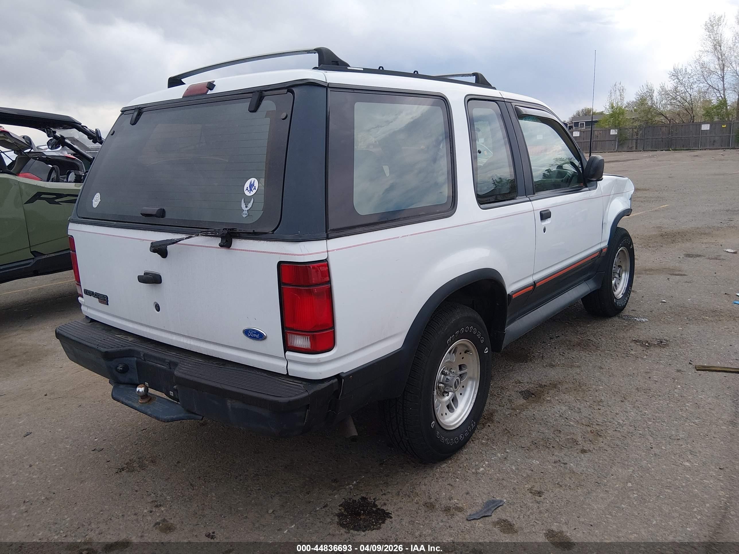 1994 Ford Explorer   White vin: 1FMCU24X1RUD61887