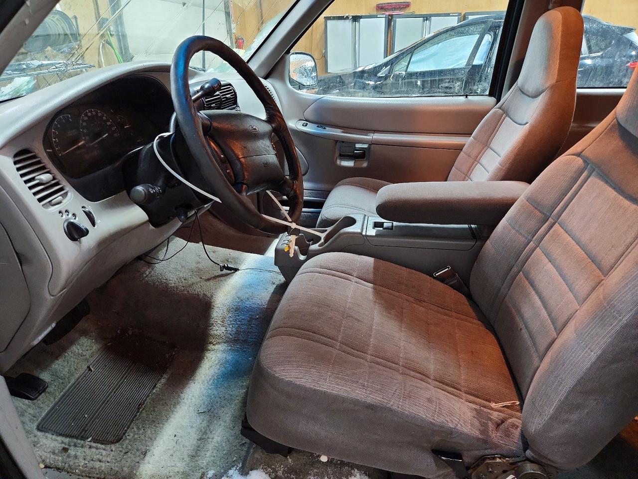 1996 Ford Explorer Green vin: 1FMCU24X1TUD59533