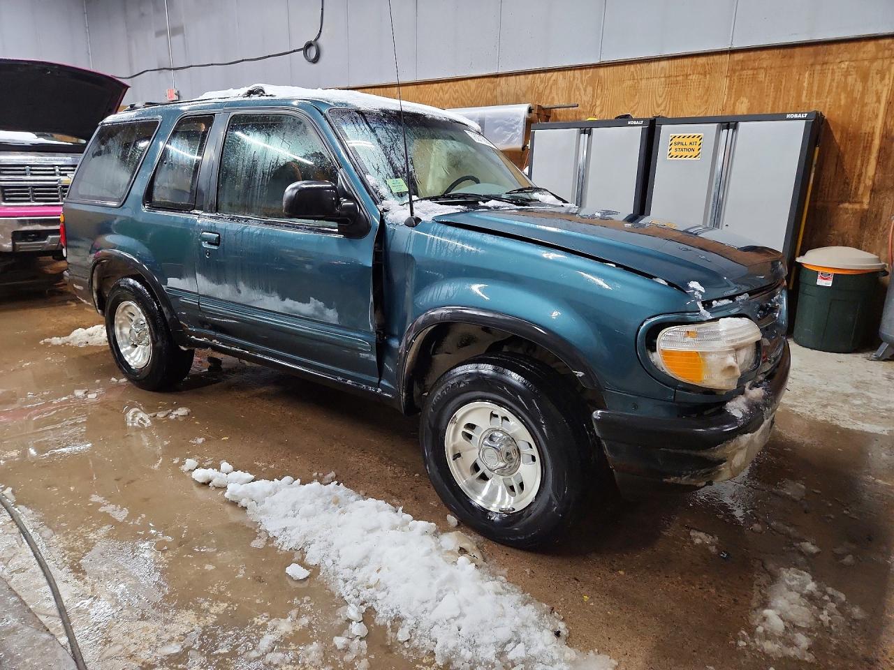 1996 Ford Explorer Green vin: 1FMCU24X1TUD59533