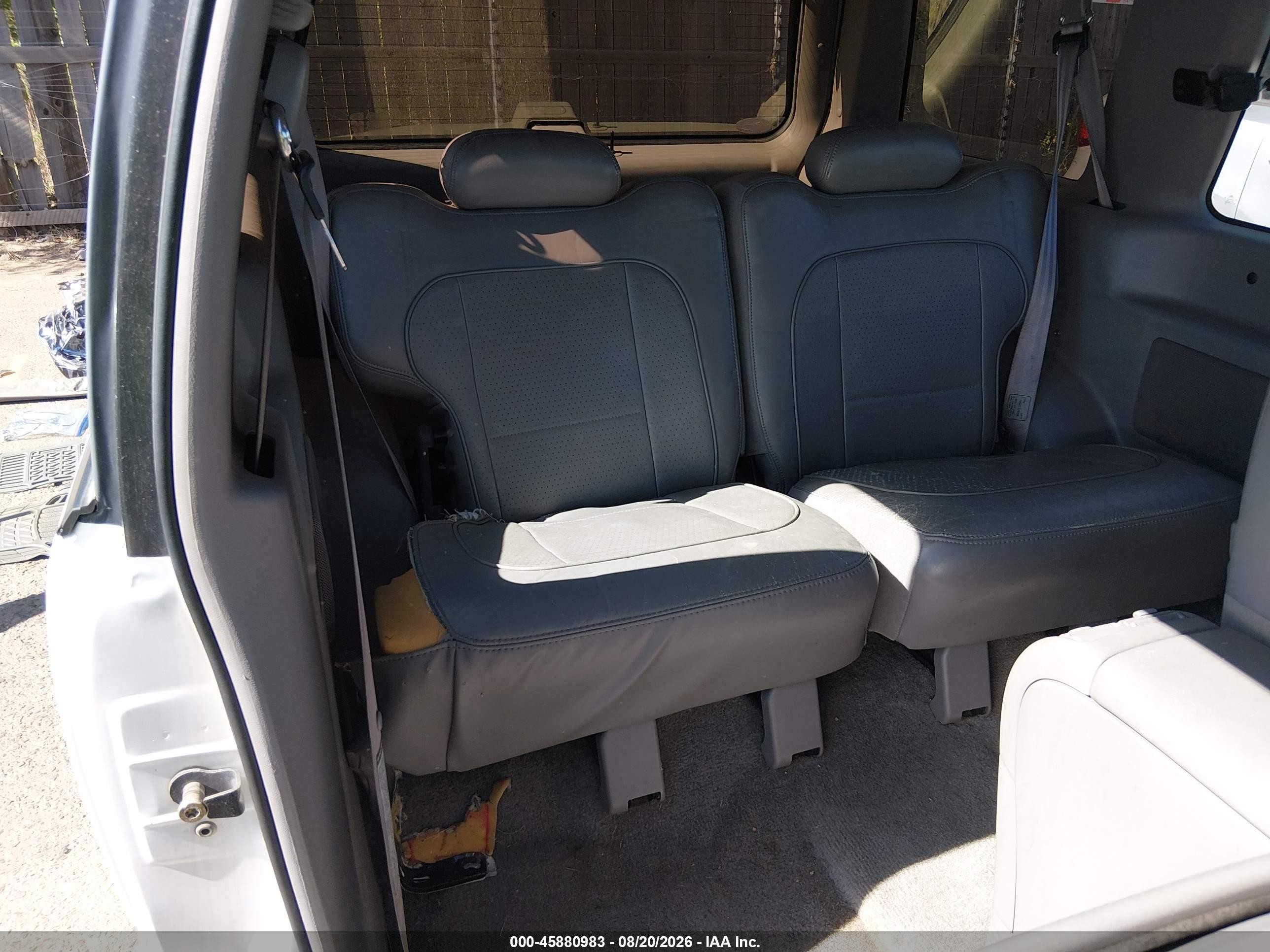 1995 Ford Explorer   White vin: 1FMCU24X3SUC15660