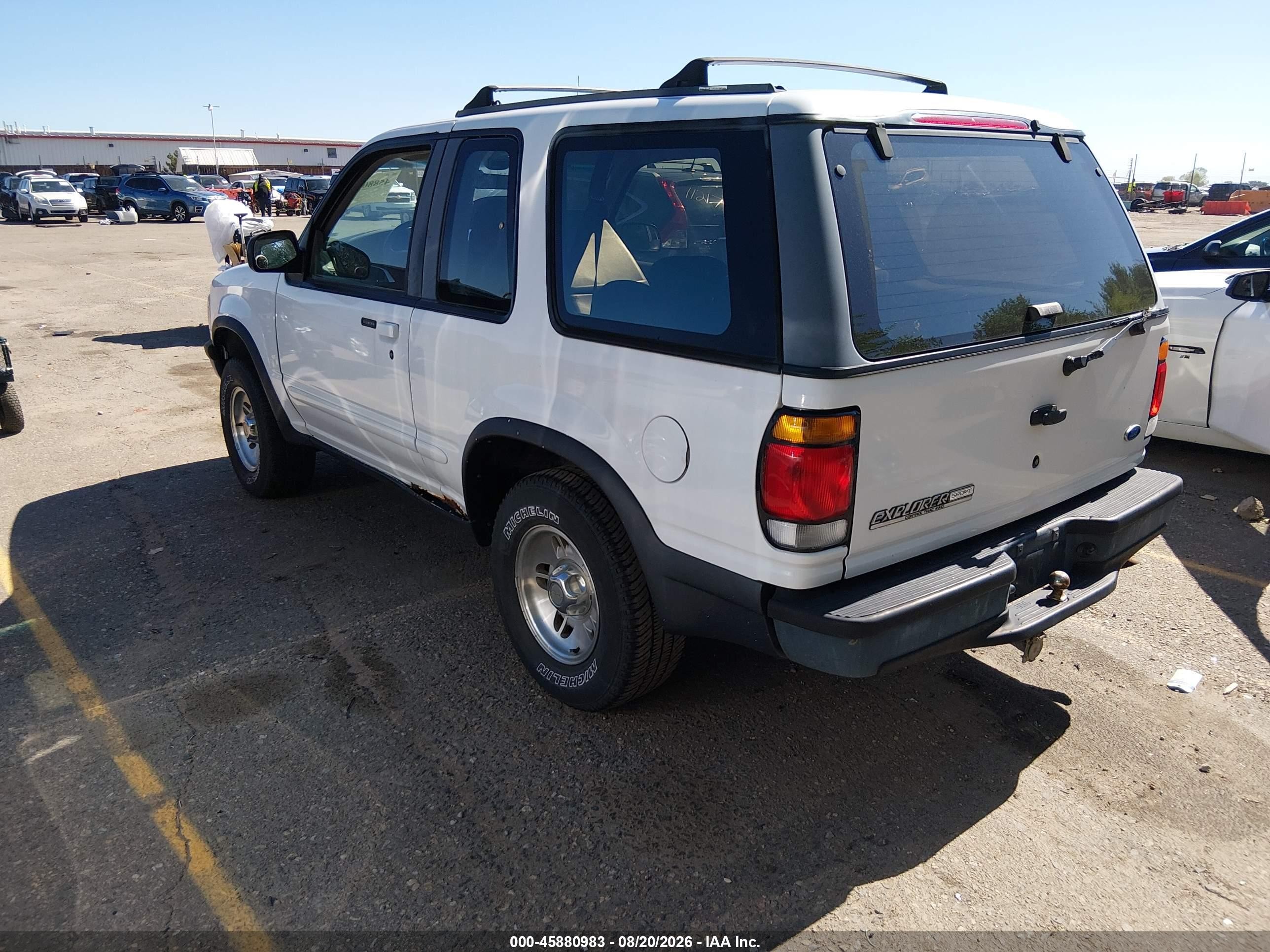 1995 Ford Explorer   White vin: 1FMCU24X3SUC15660