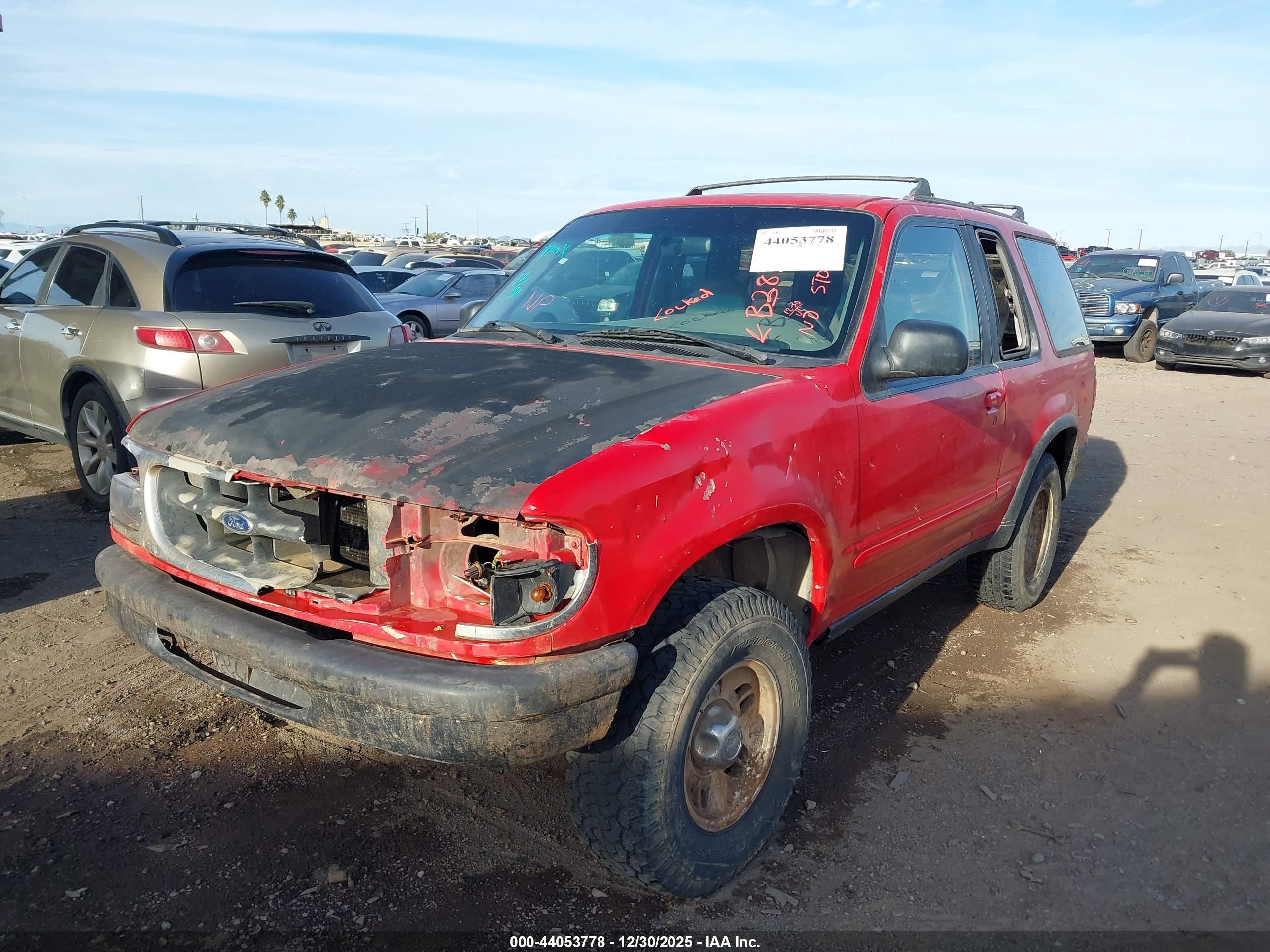 1995 Ford Explorer   Red vin: 1FMCU24X4SUB38281
