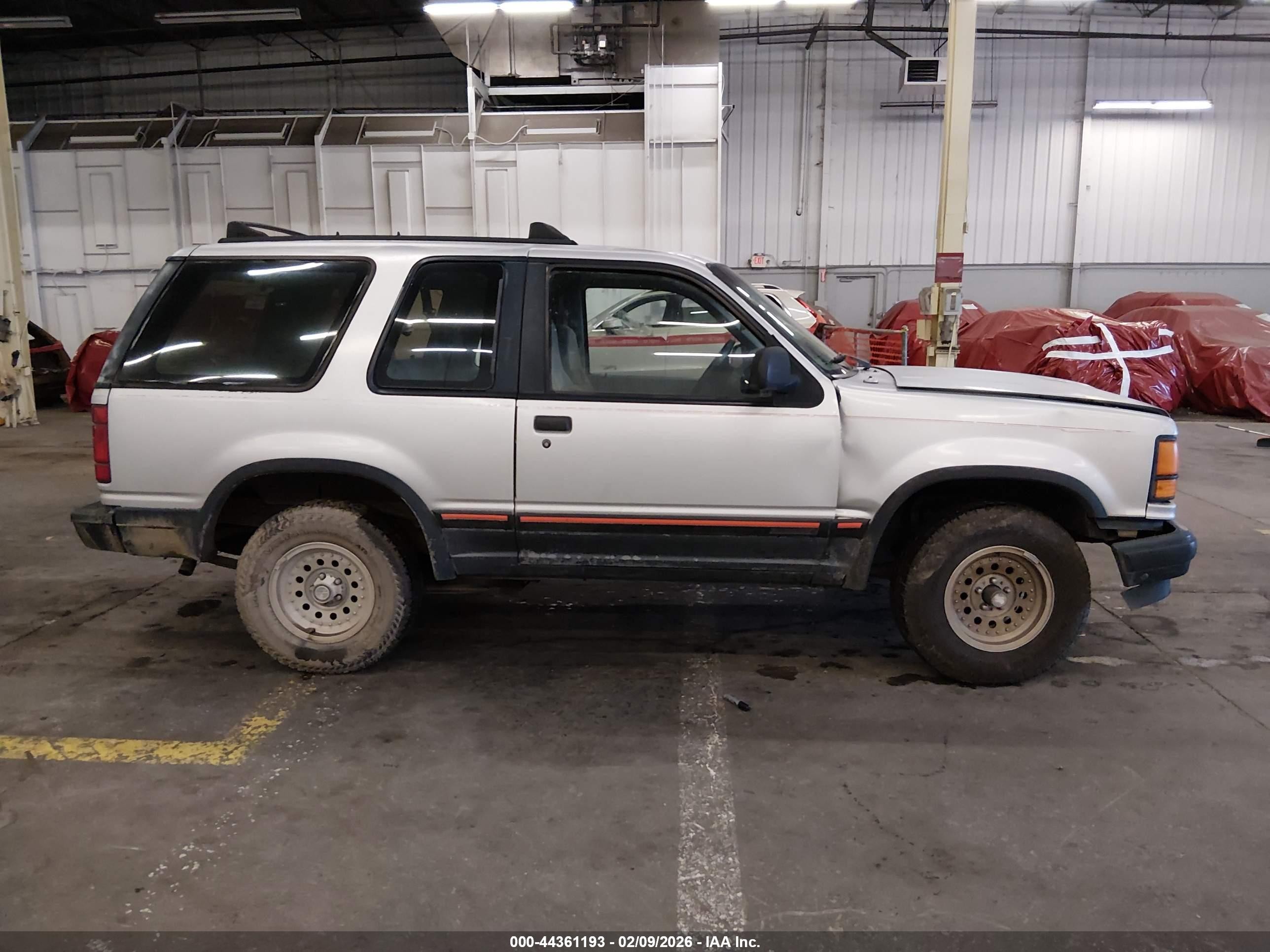 1991 Ford Explorer   Silver vin: 1FMCU24X5MUC82070