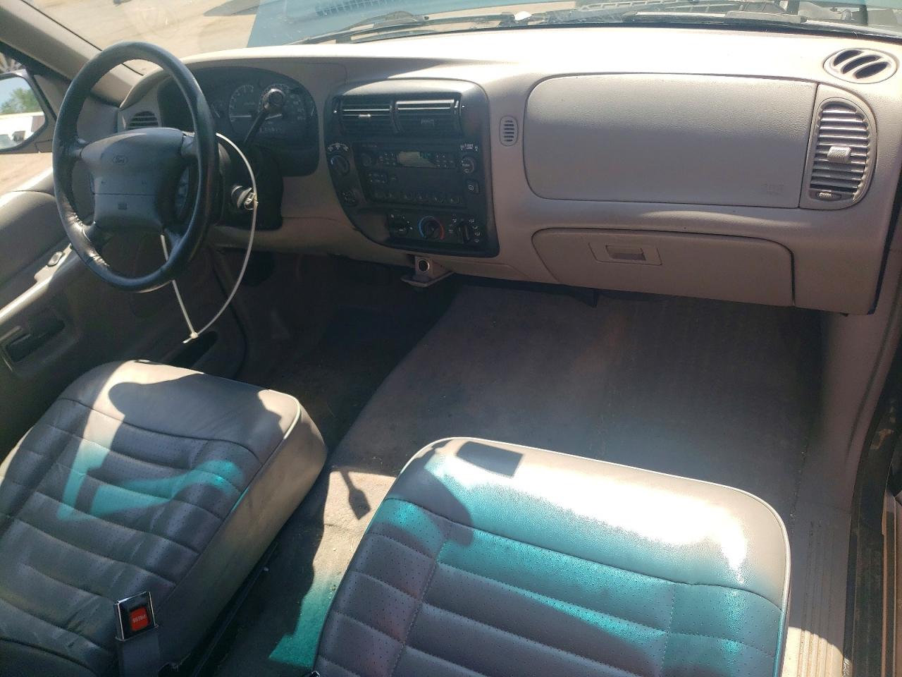 1997 Ford Explorer Green vin: 1FMCU24XXVUB83987