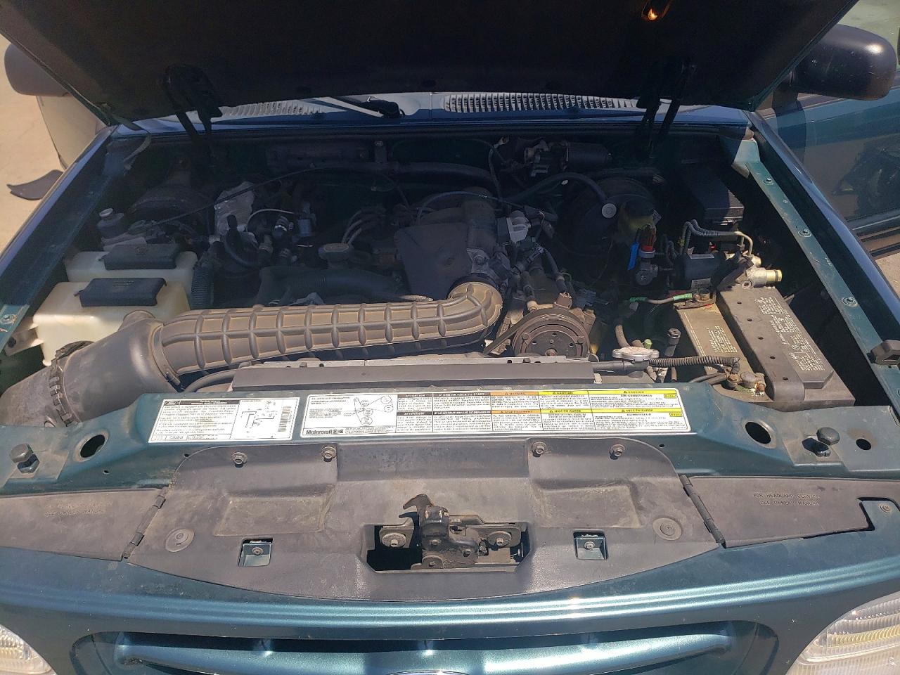 1997 Ford Explorer Green vin: 1FMCU24XXVUB83987