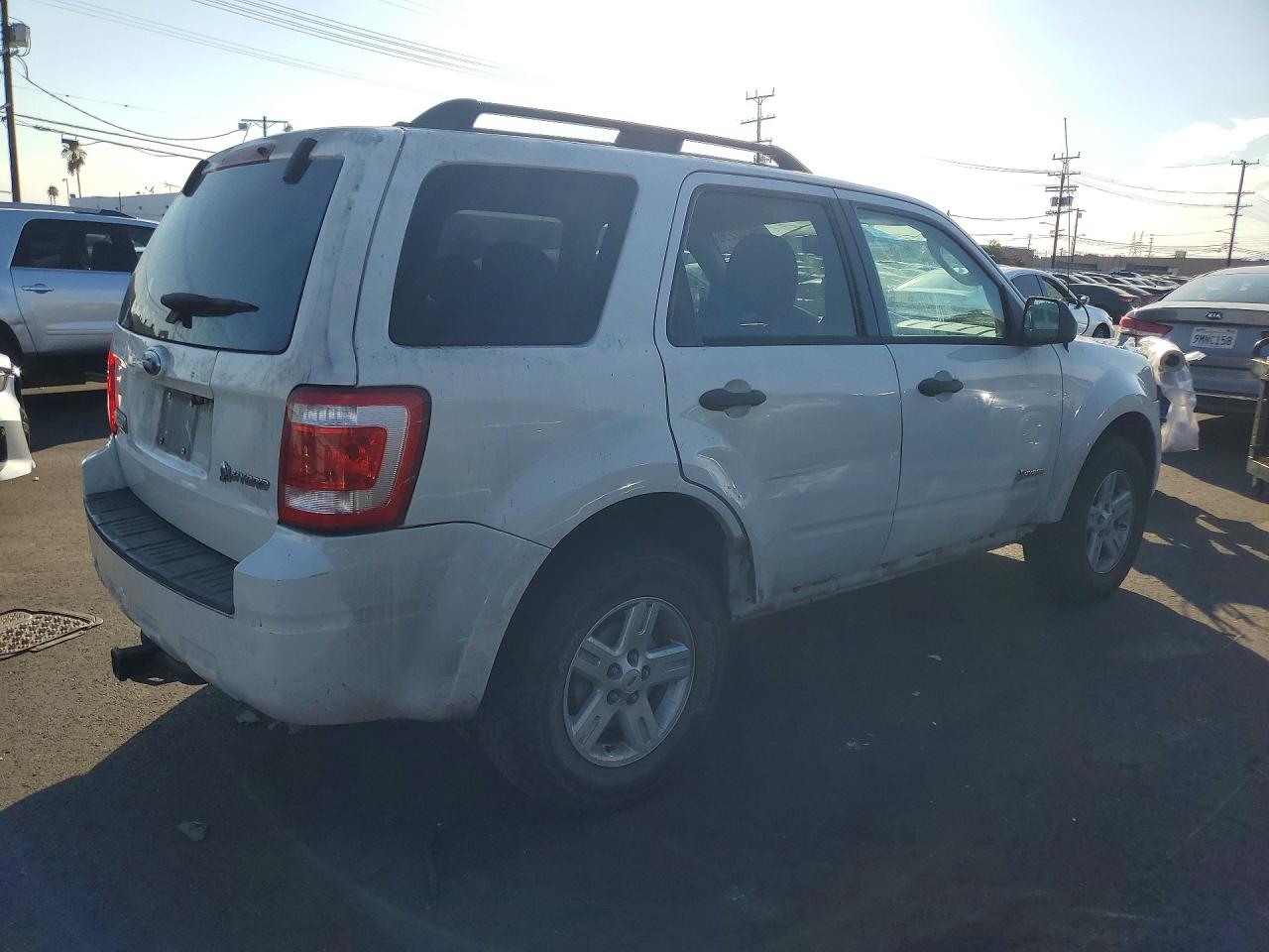 2009 Ford Escape Hybrid White vin: 1FMCU49309KC33430
