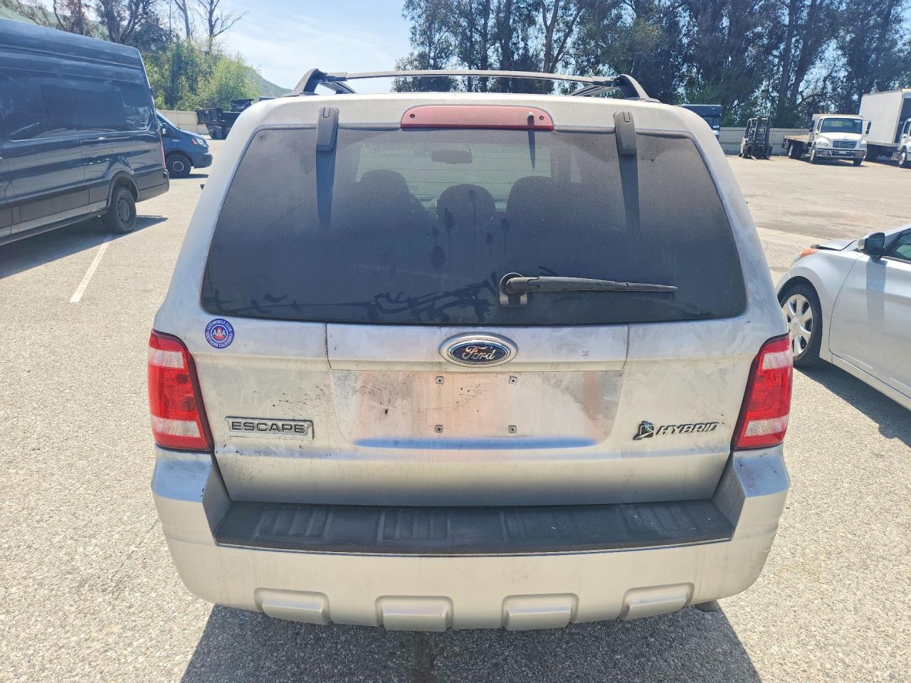 2009 Ford Escape Hybrid Silver vin: 1FMCU49339KB11466
