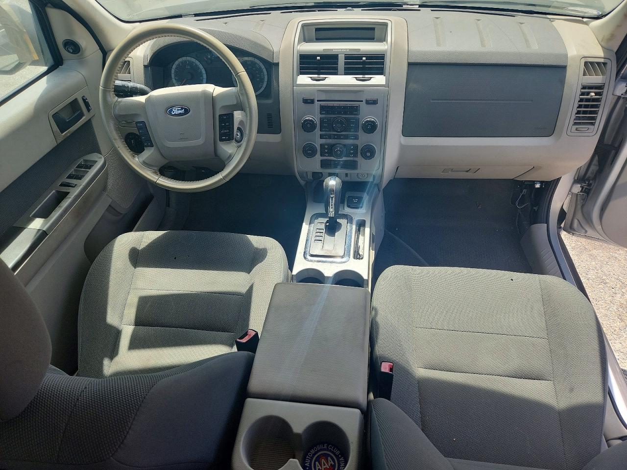 2009 Ford Escape Hybrid Silver vin: 1FMCU49339KB11466