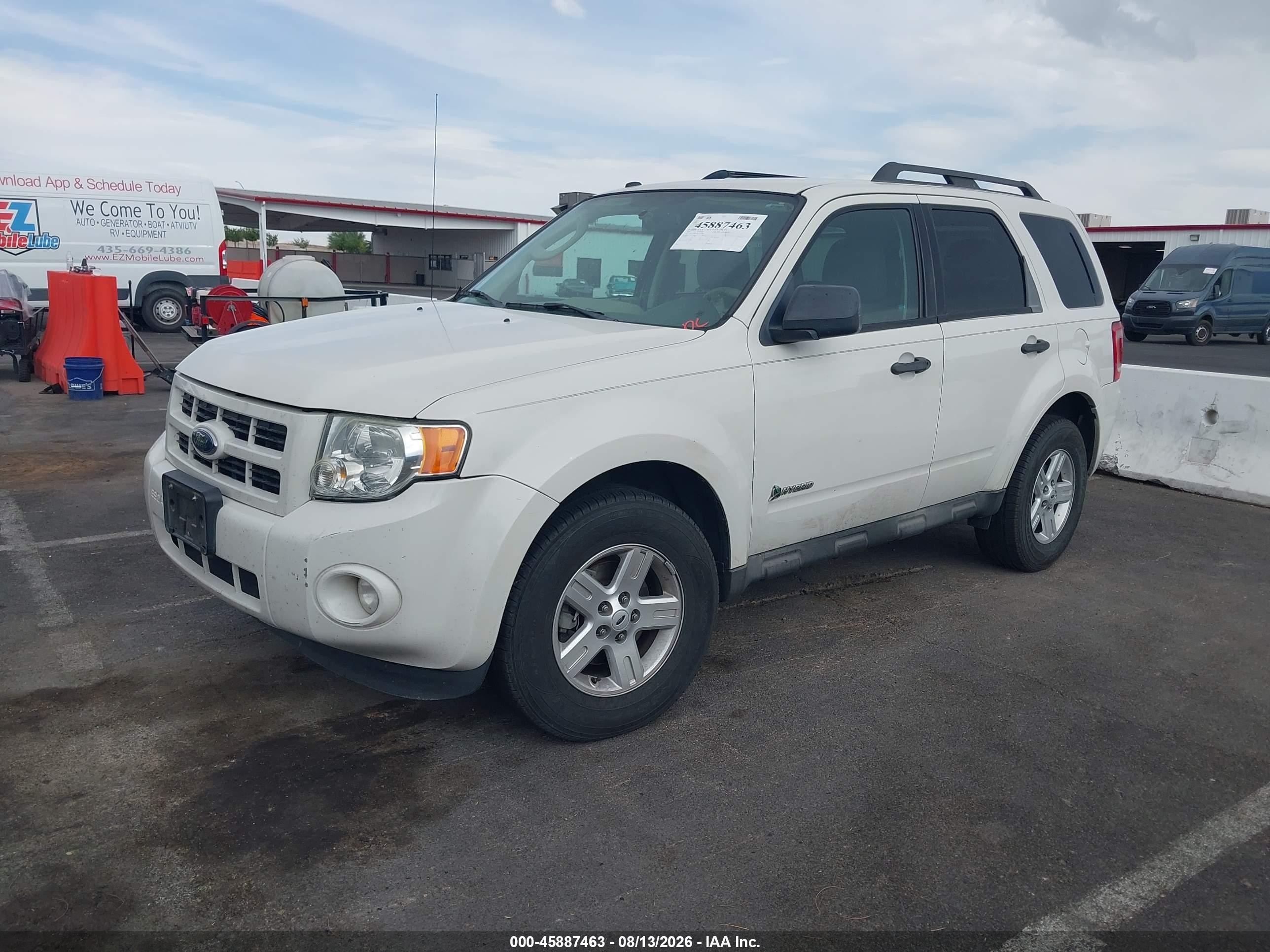 2009 Ford Escape Hybrid Limited Белый vin: 1FMCU49349KA49589