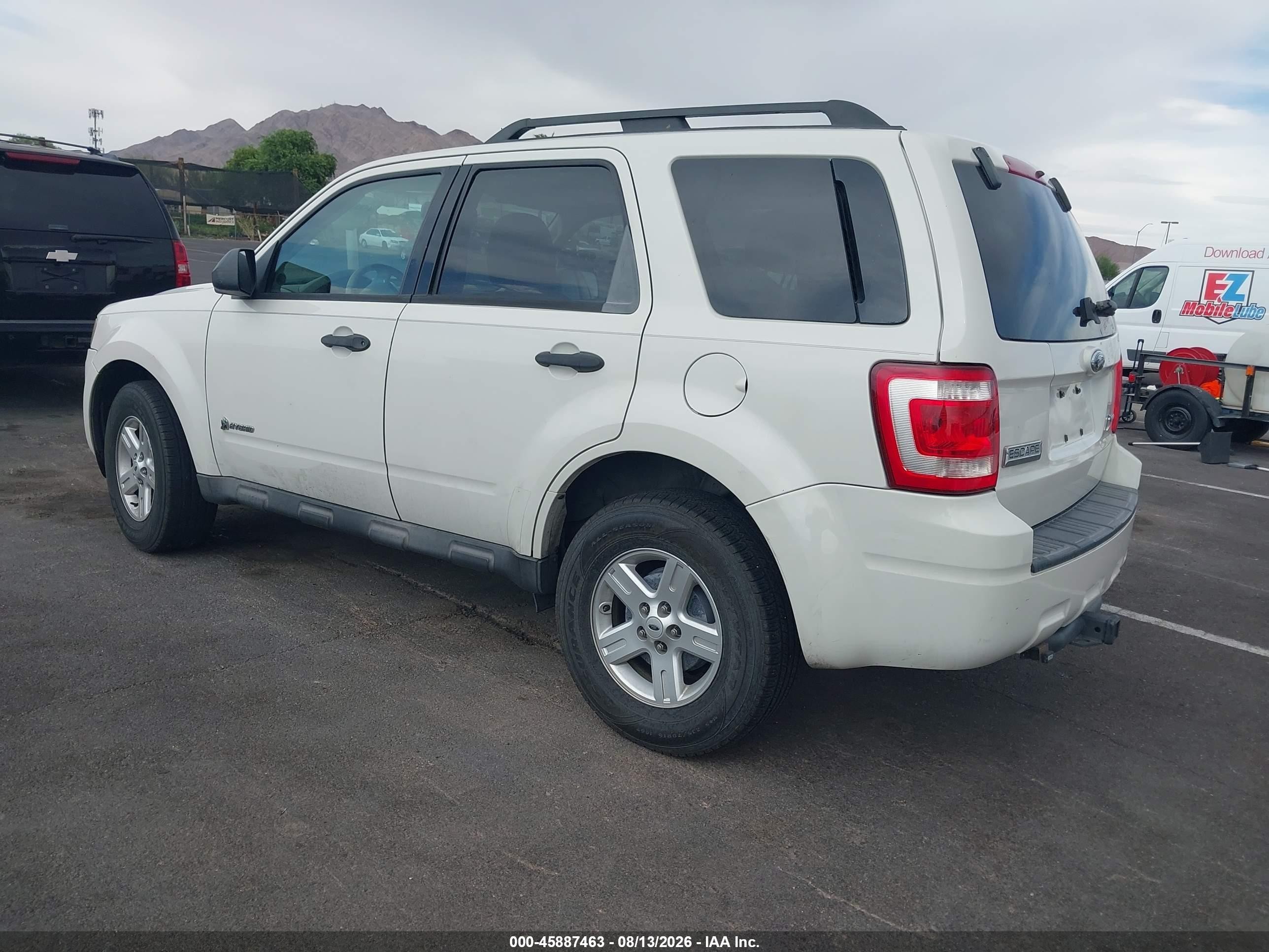 2009 Ford Escape Hybrid Limited Белый vin: 1FMCU49349KA49589