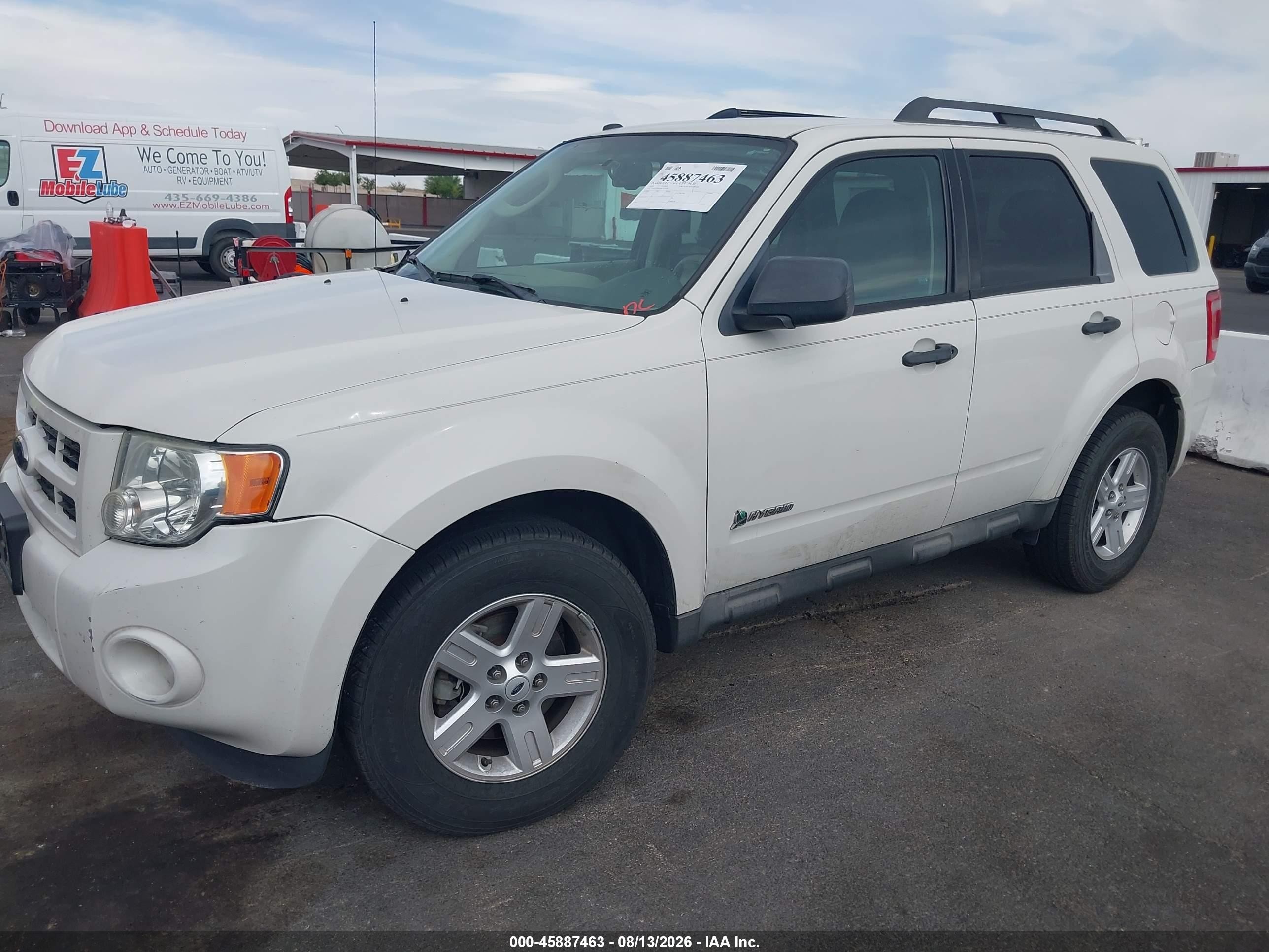 2009 Ford Escape Hybrid Limited Белый vin: 1FMCU49349KA49589
