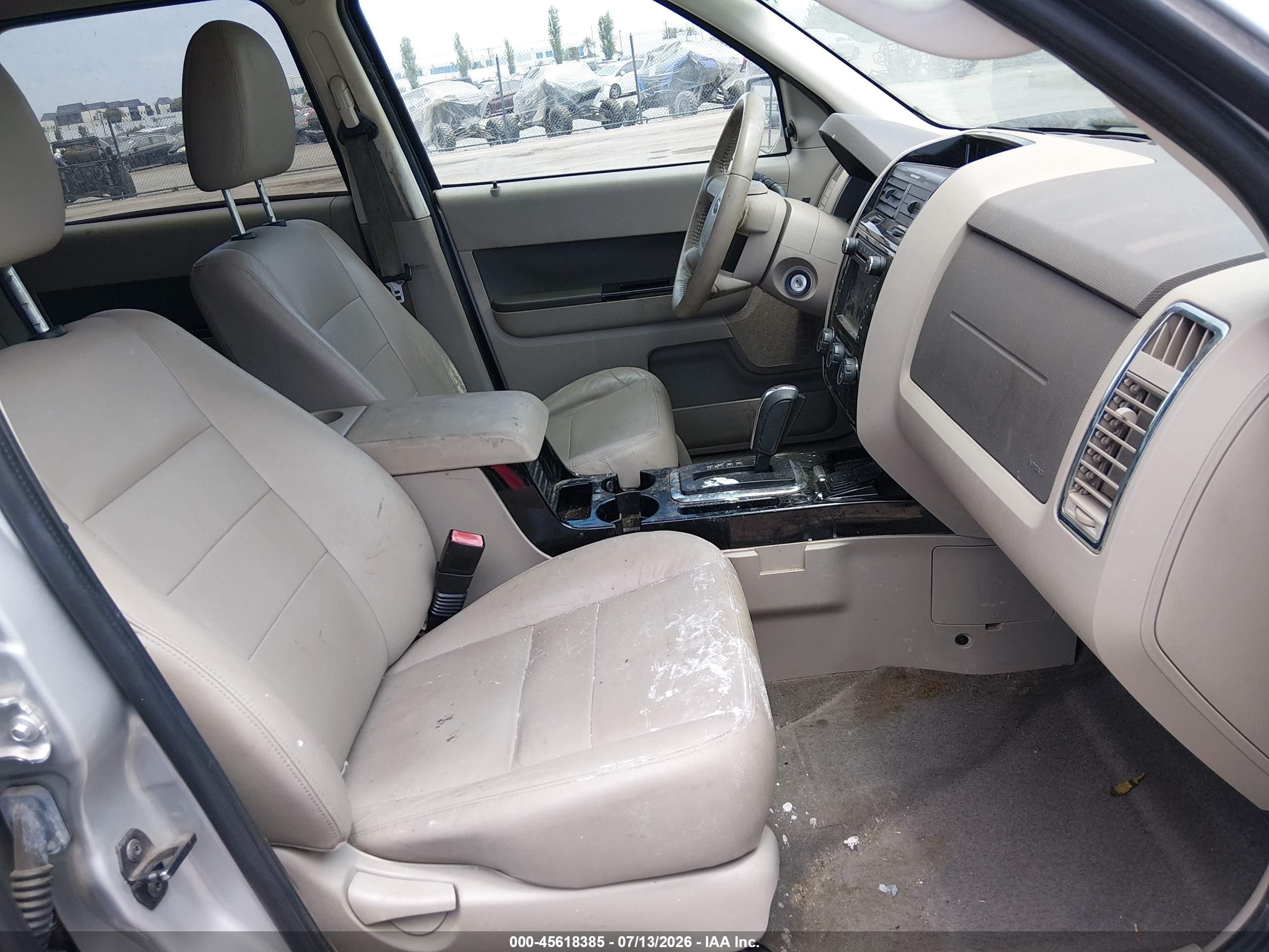 2009 Ford Escape Hybrid Limited Серебряный vin: 1FMCU49369KA07280