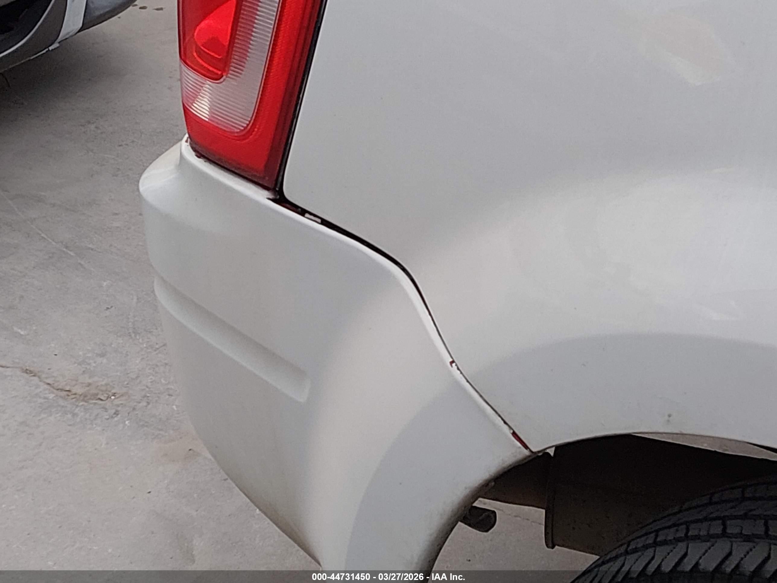2009 Ford Escape Hybrid Limited White vin: 1FMCU49389KB08384