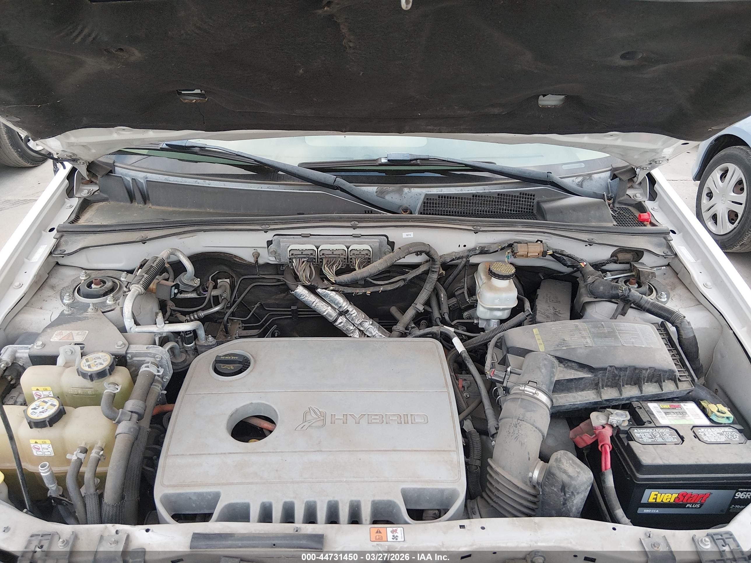 2009 Ford Escape Hybrid Limited White vin: 1FMCU49389KB08384