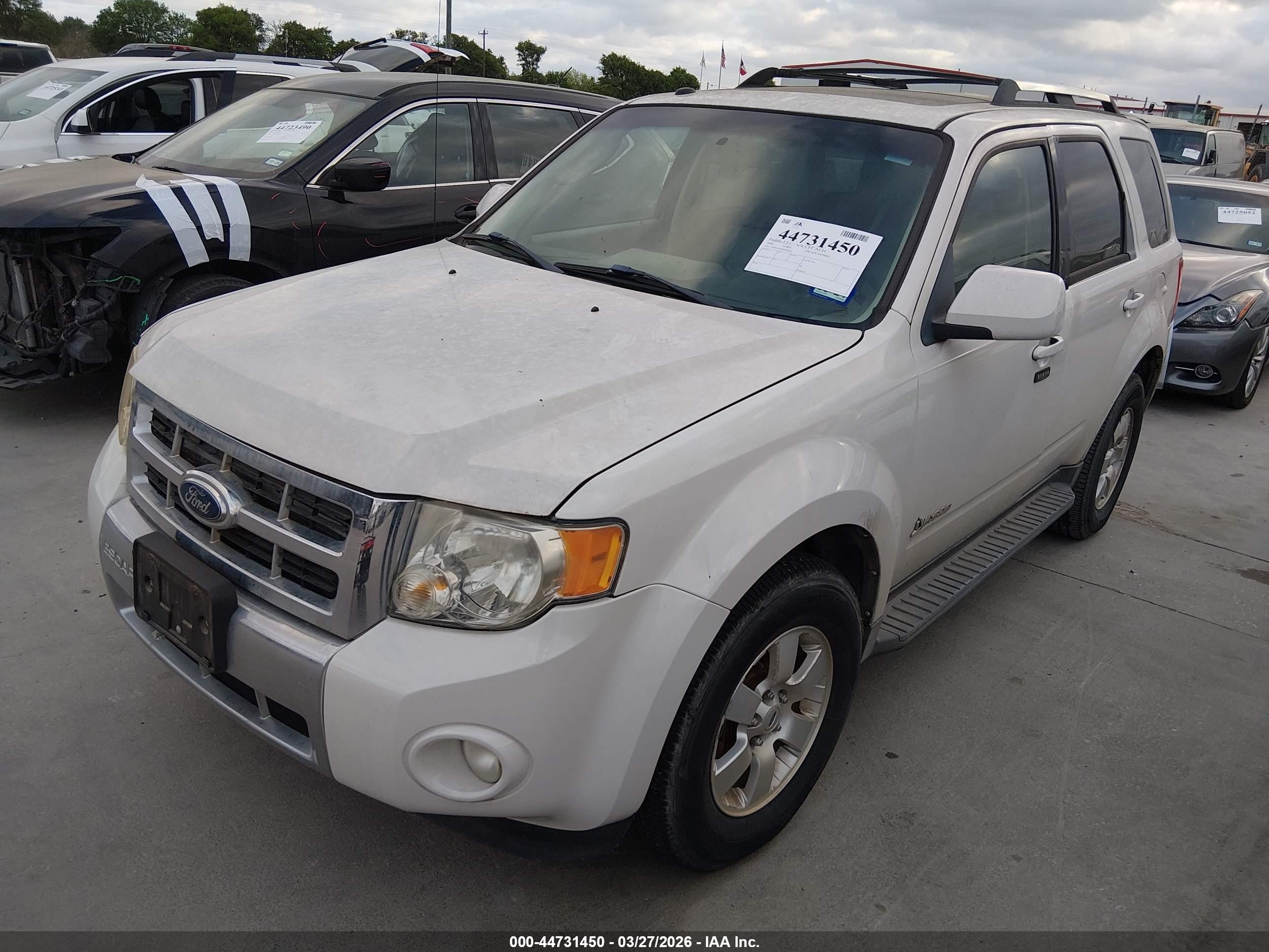 2009 Ford Escape Hybrid Limited White vin: 1FMCU49389KB08384