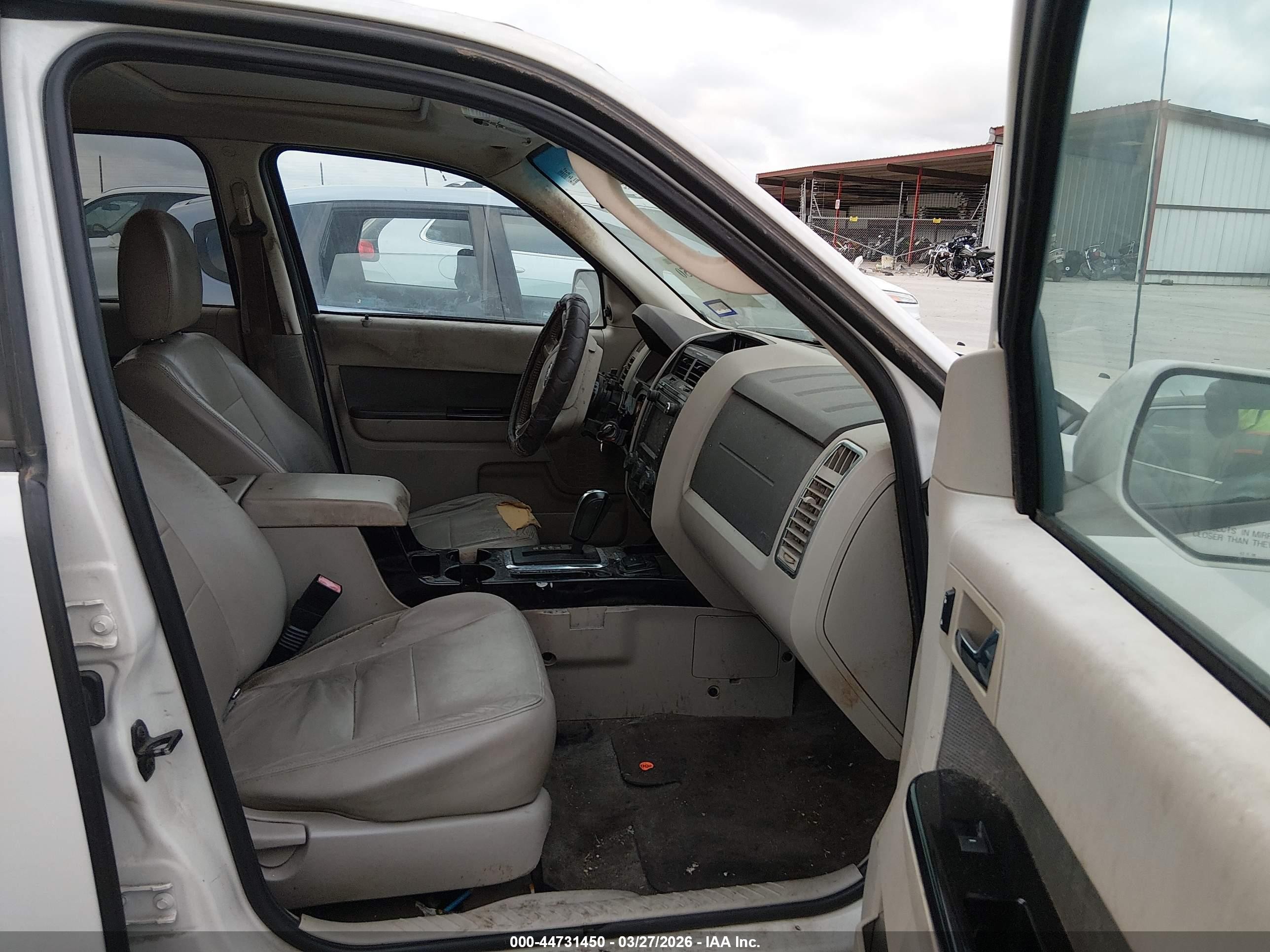 2009 Ford Escape Hybrid Limited White vin: 1FMCU49389KB08384
