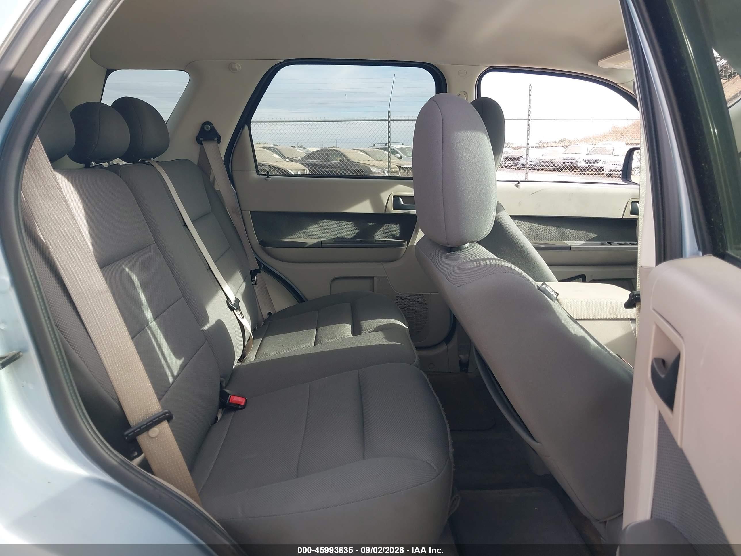2009 Ford Escape Hybrid   Синий vin: 1FMCU49389KB96160