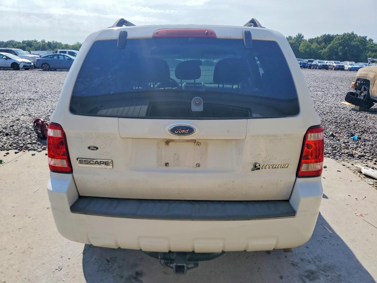 2009 Ford Escape Hybrid White vin: 1FMCU49399KA25434