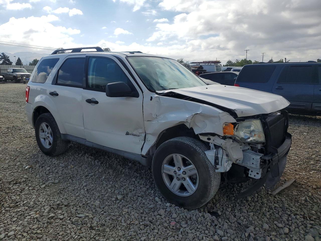 2009 Ford Escape Hybrid White vin: 1FMCU49399KB62311