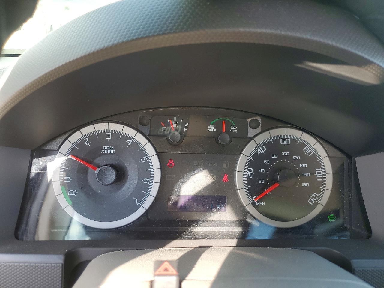 2009 Ford Escape Hybrid White vin: 1FMCU49399KB62311