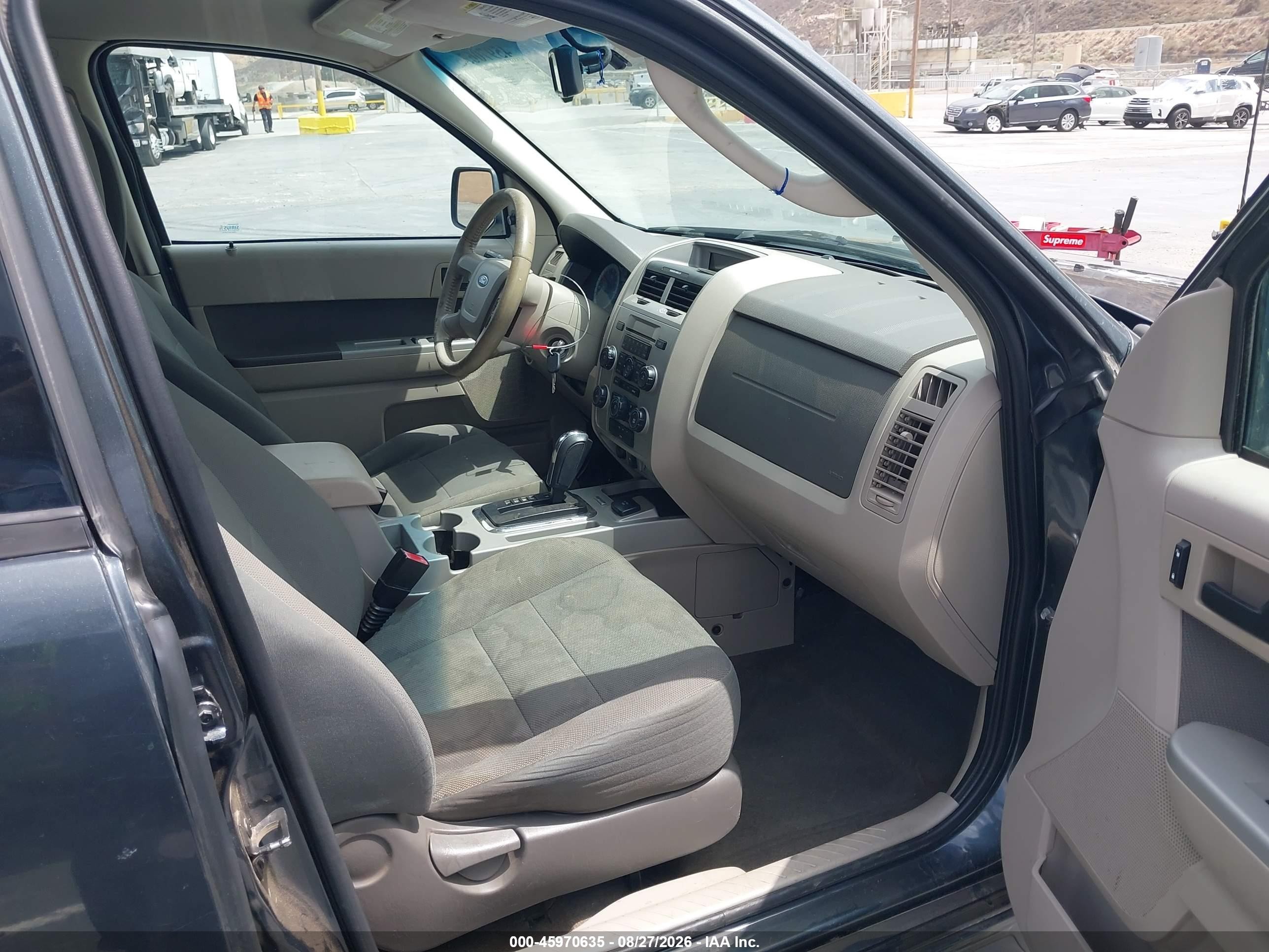 2009 Ford Escape Hybrid   Gray vin: 1FMCU49399KC97594