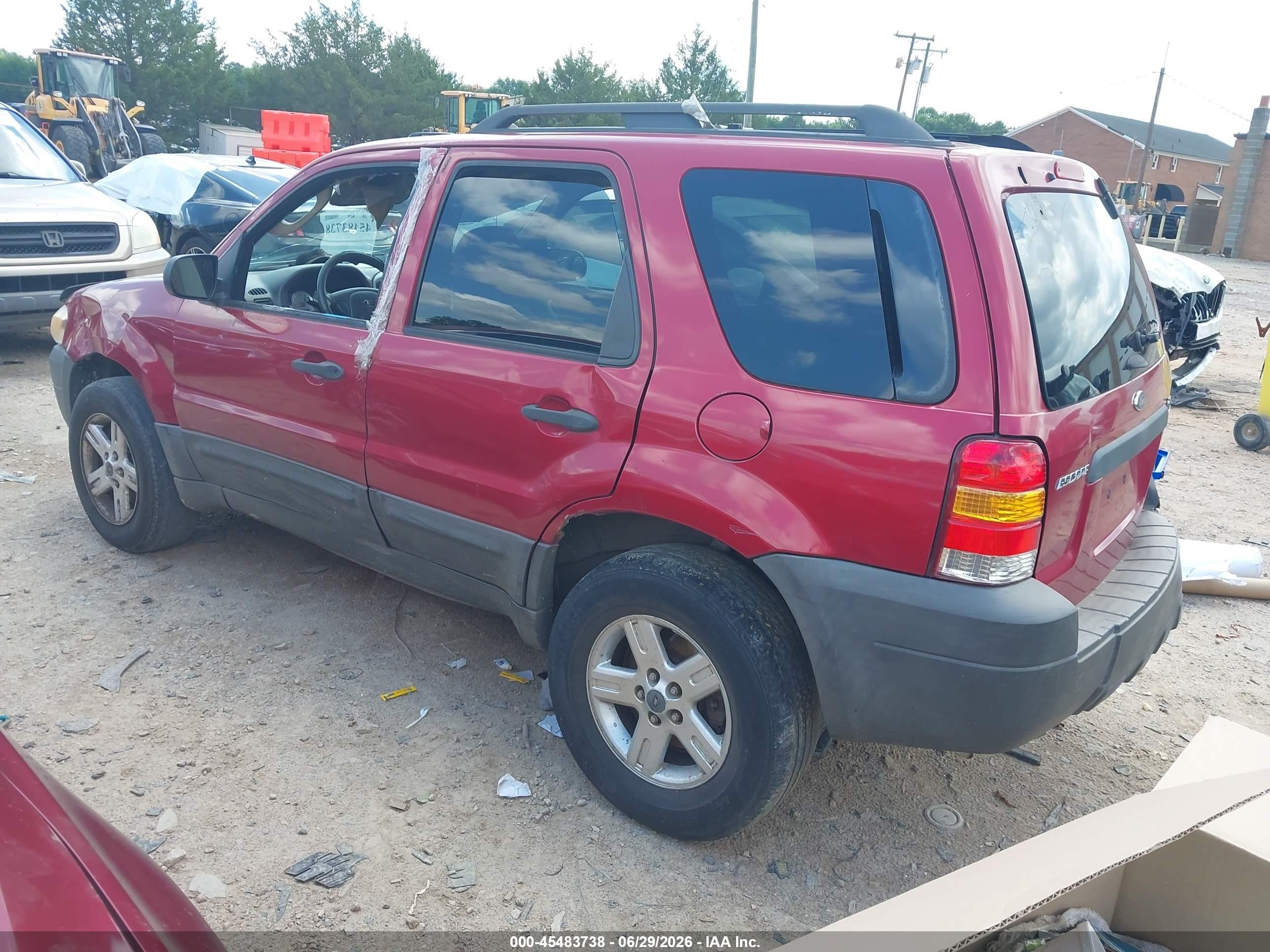 2007 Ford Escape Hybrid   Red vin: 1FMCU49H17KA60154
