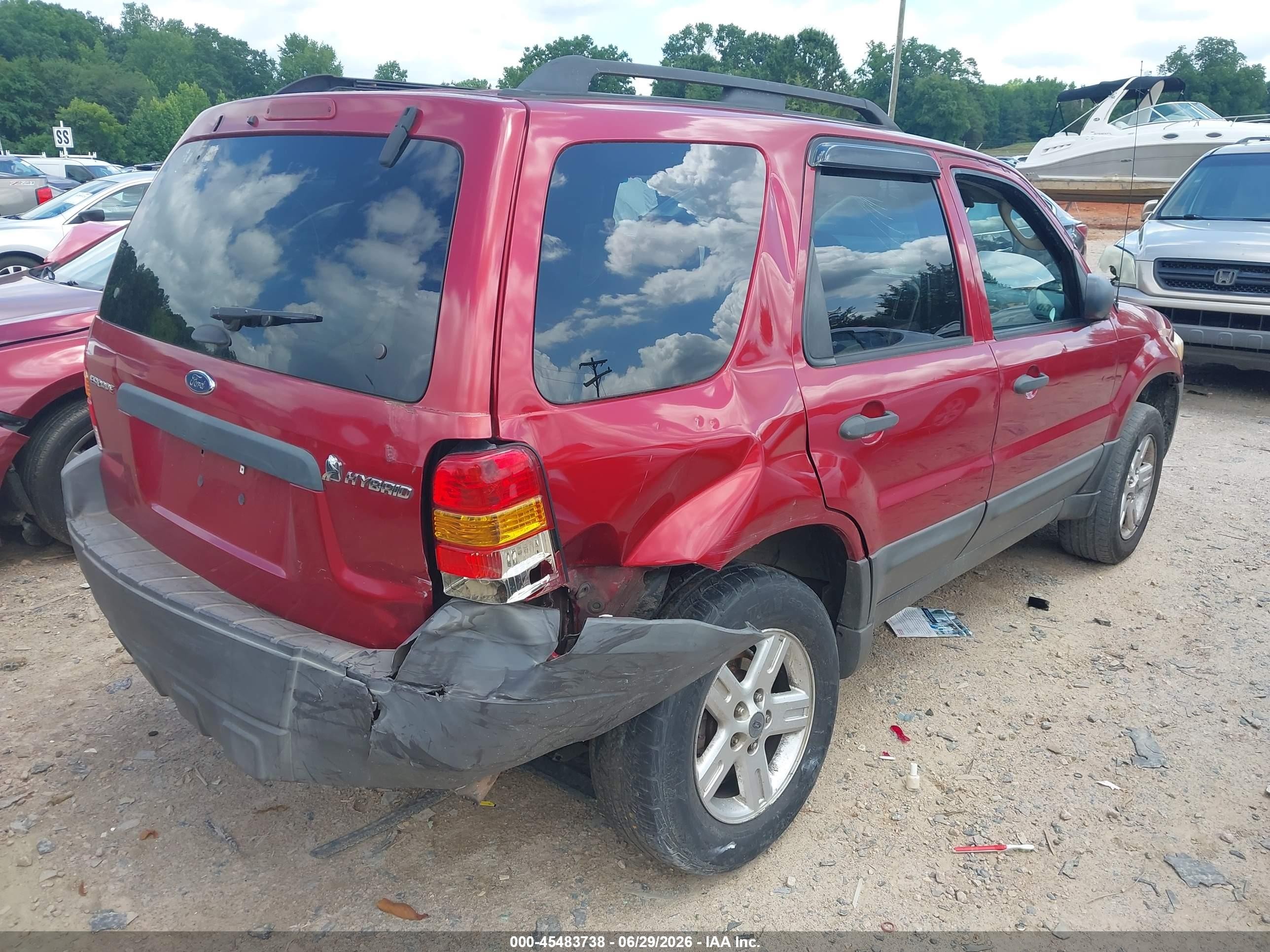 2007 Ford Escape Hybrid   Red vin: 1FMCU49H17KA60154