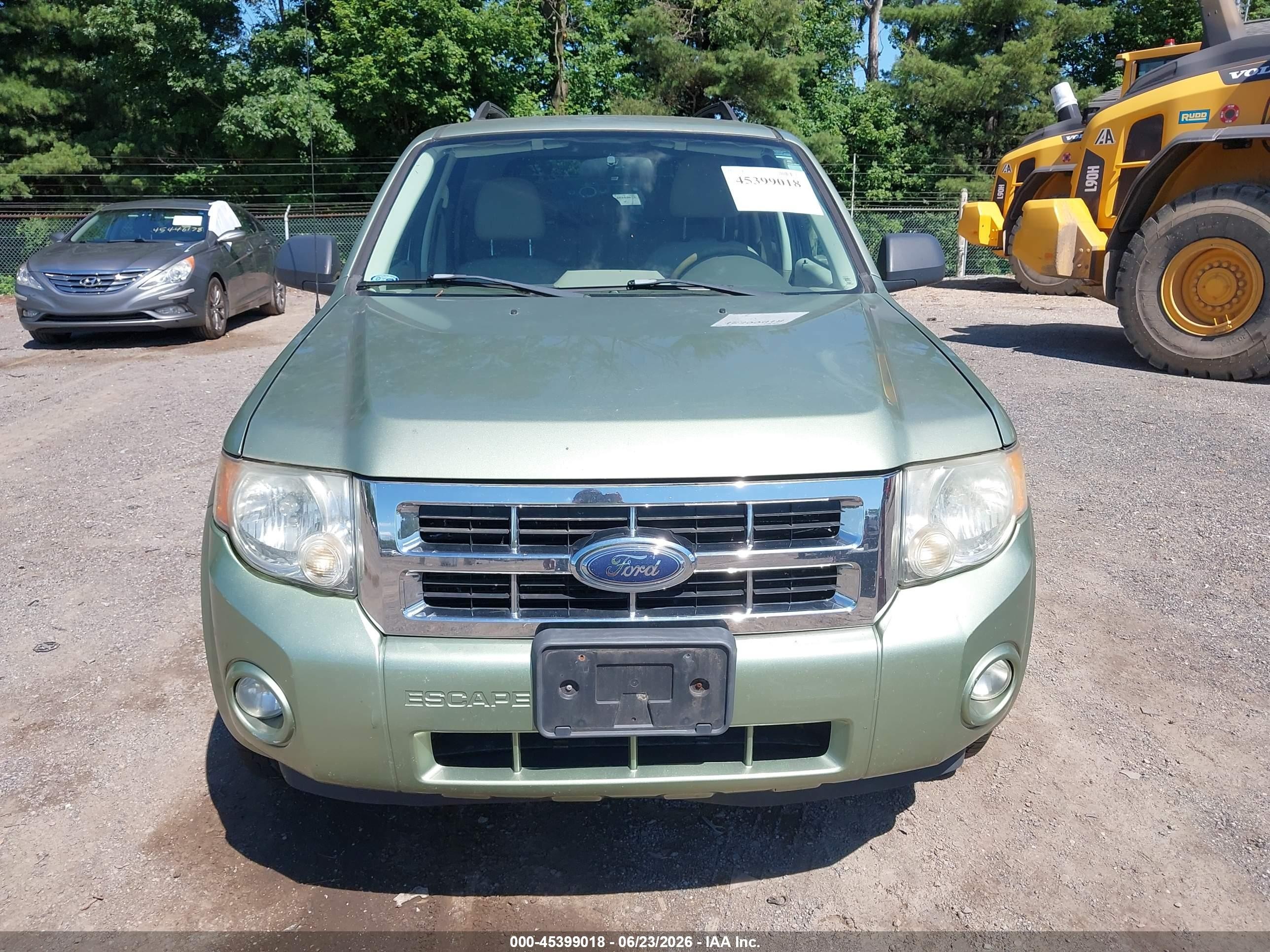 2008 Ford Escape Hybrid   Green vin: 1FMCU49H18KC91086