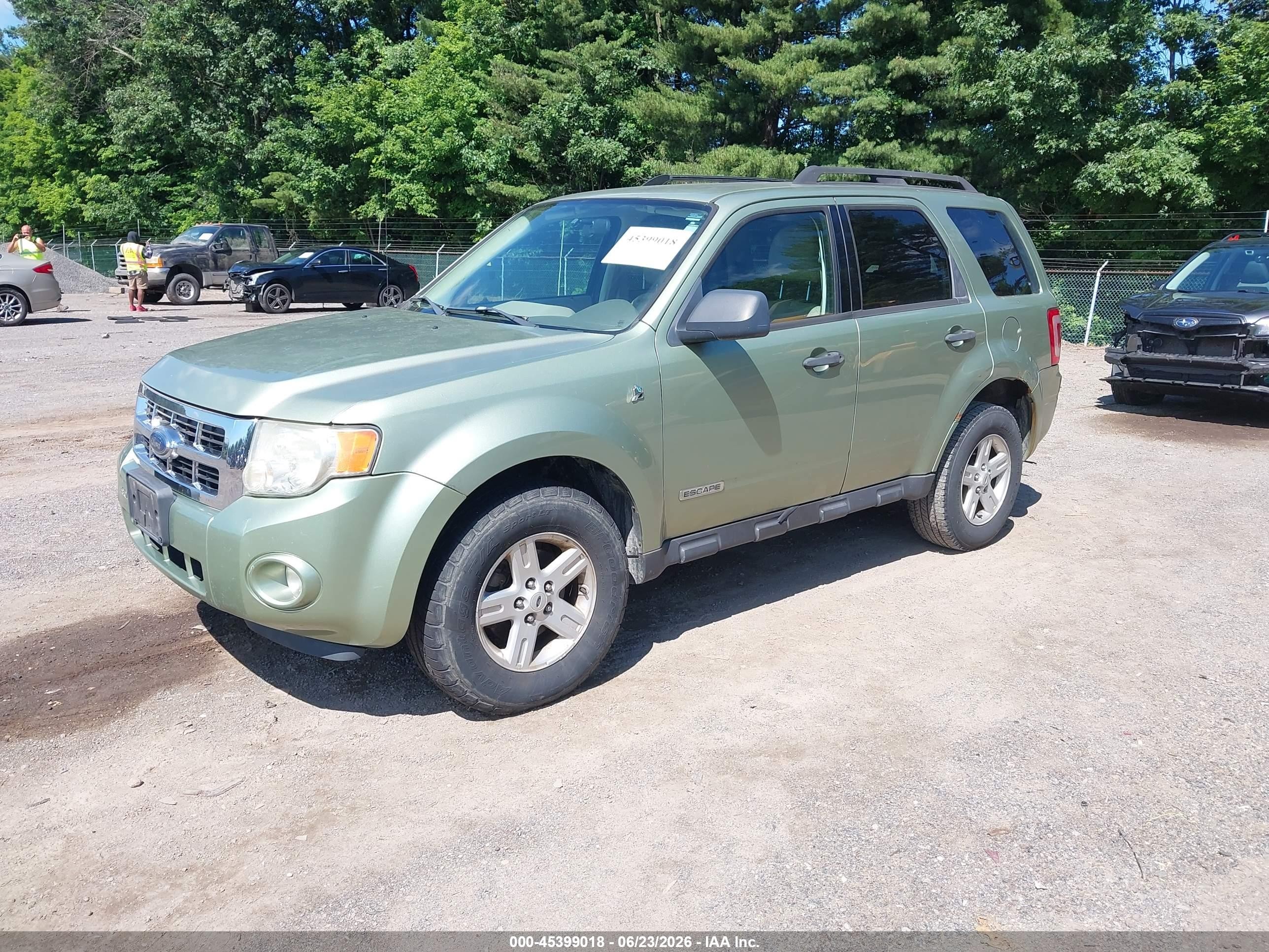 2008 Ford Escape Hybrid   Green vin: 1FMCU49H18KC91086